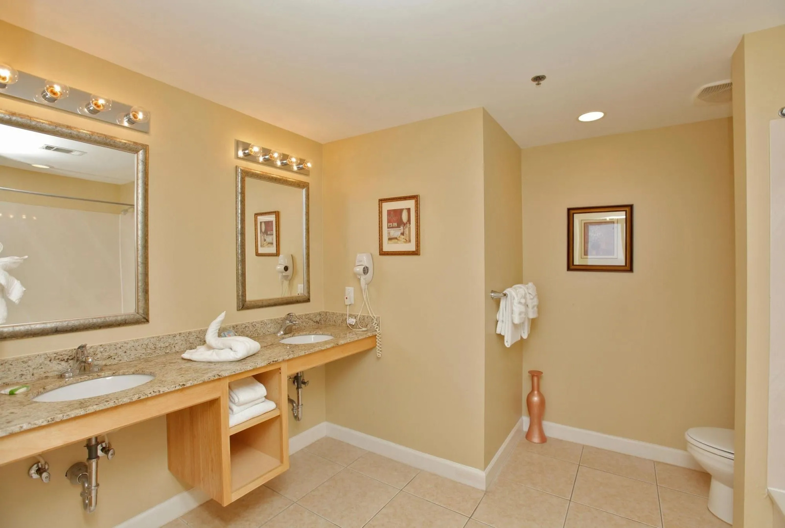 Splash Beach Resort by Panhandle Getaways