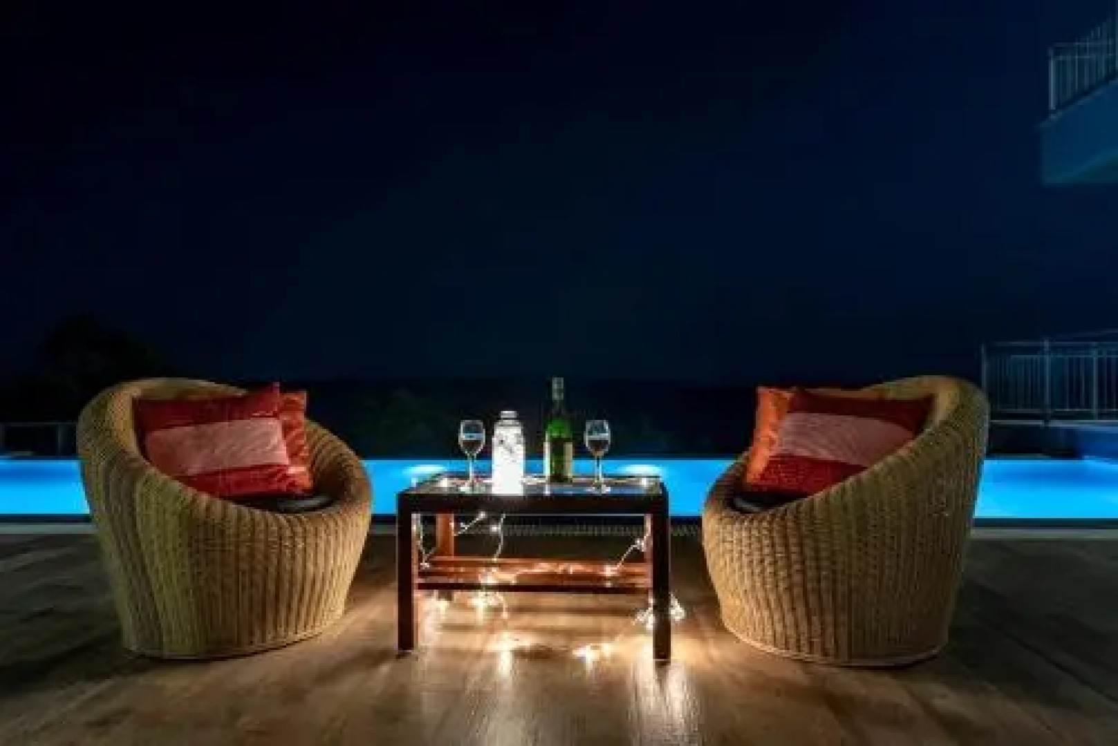 SaffronStays Falcon Hill, Lonavala - luxury villa with infinity pool near Lion's Point