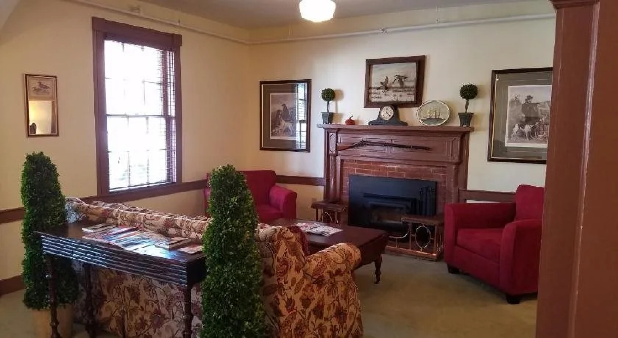 Washington Inn and Tavern