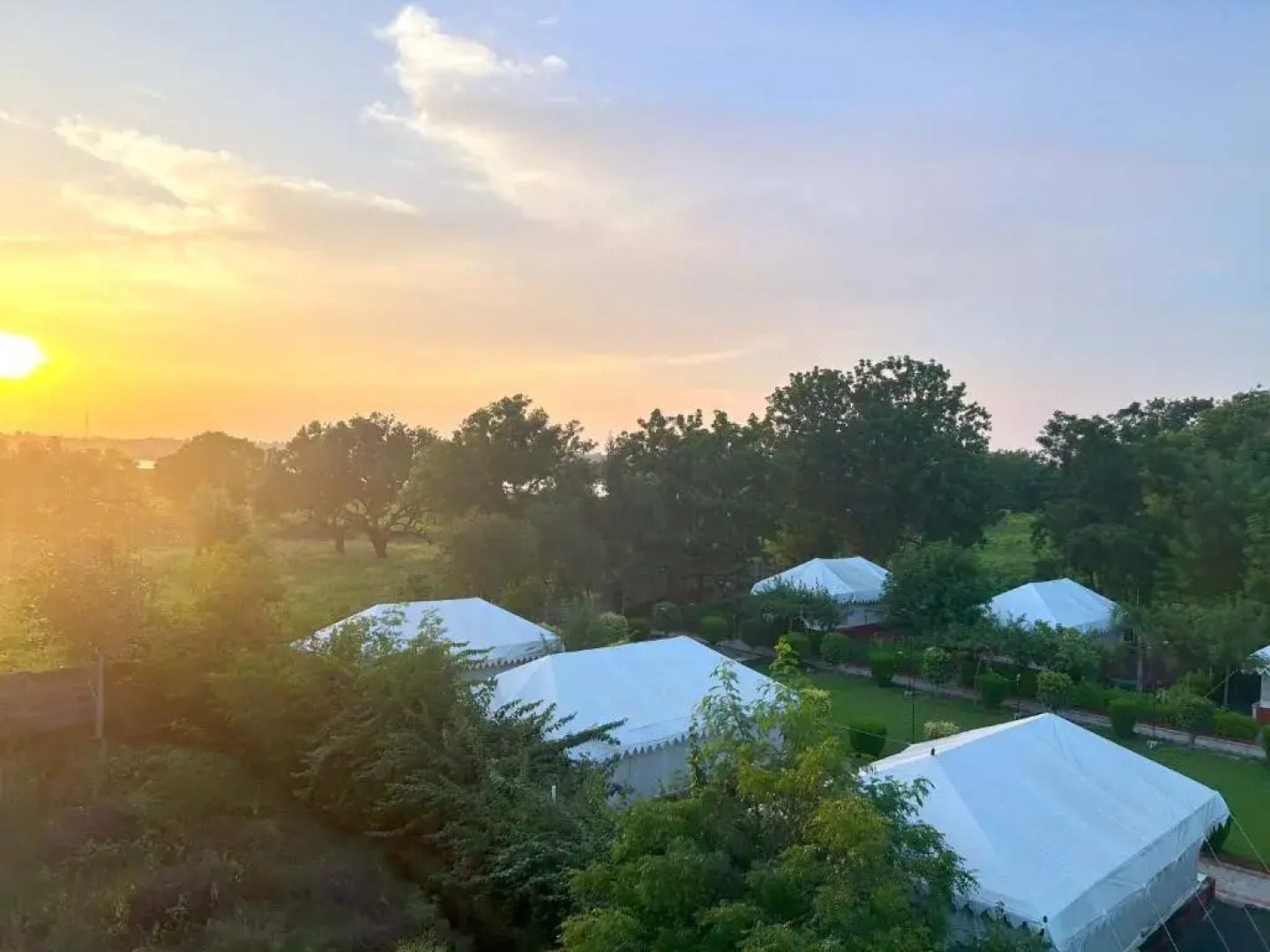 Rewa Hotels & Resorts