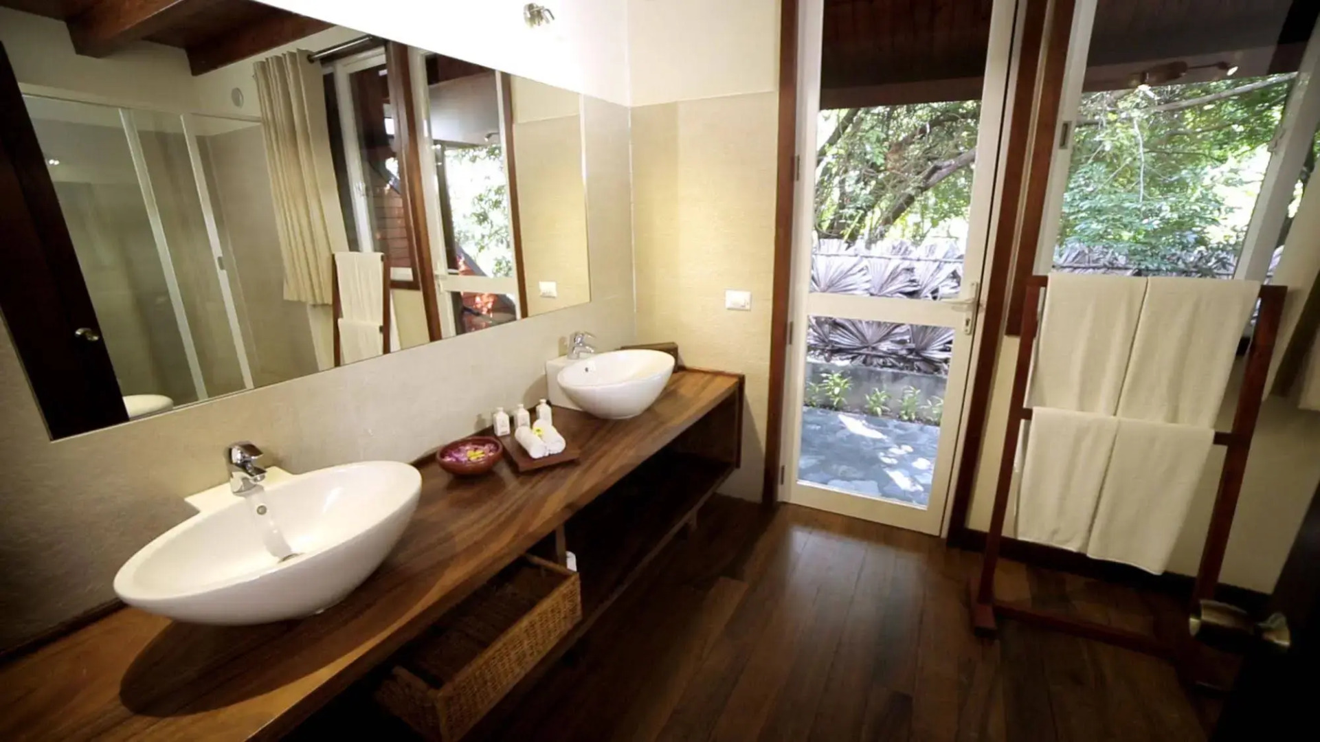 The Green Paradise Resort