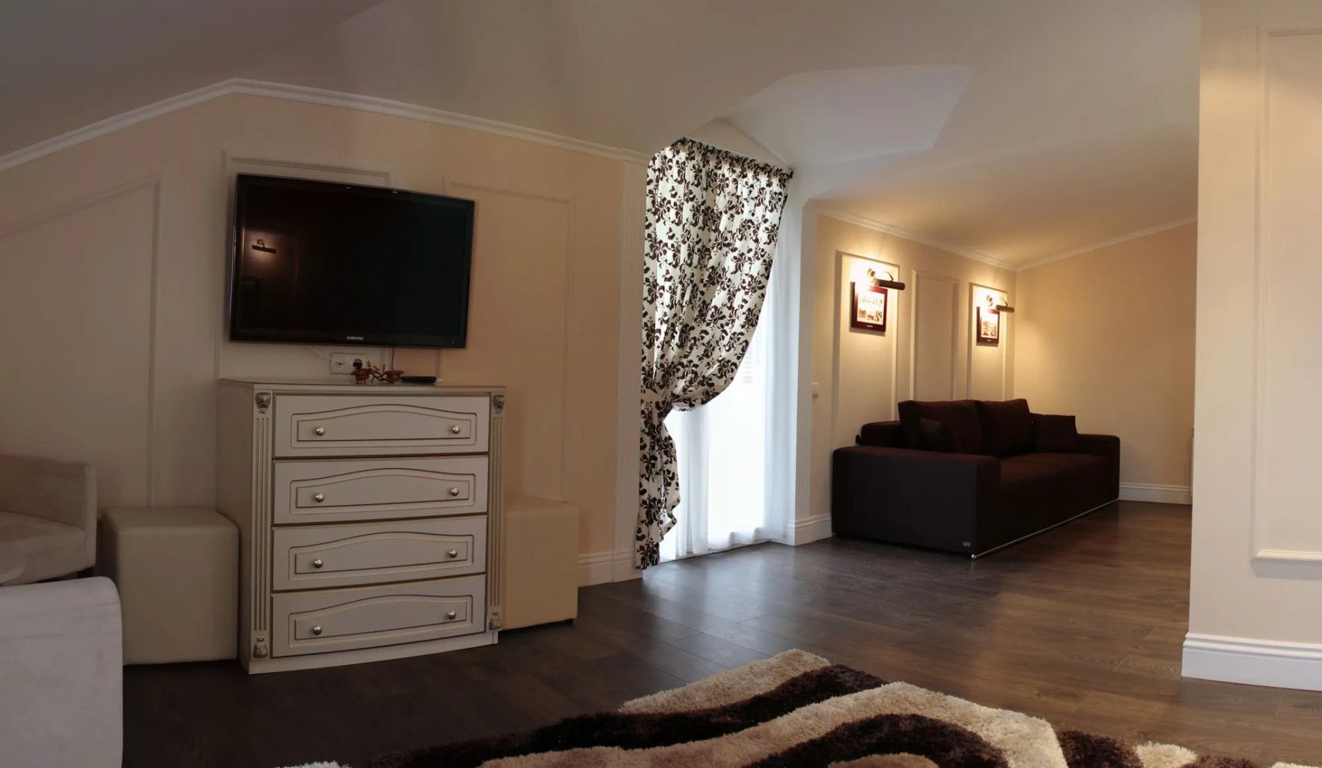 Отель «Коляда»