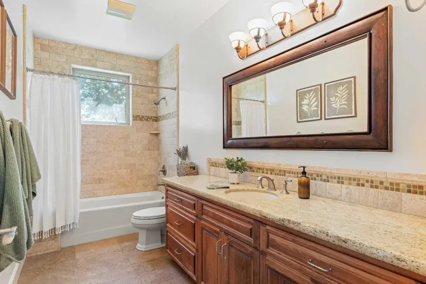 Wine Country Escape w/ Views + Wine Cellar & Gym Caterina Dusi Vineyard by Avantstay