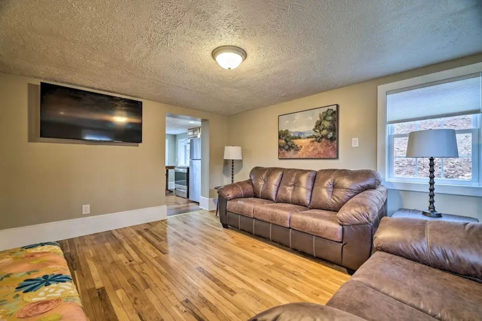 Scotrun Home Centrally Located to Area Resorts