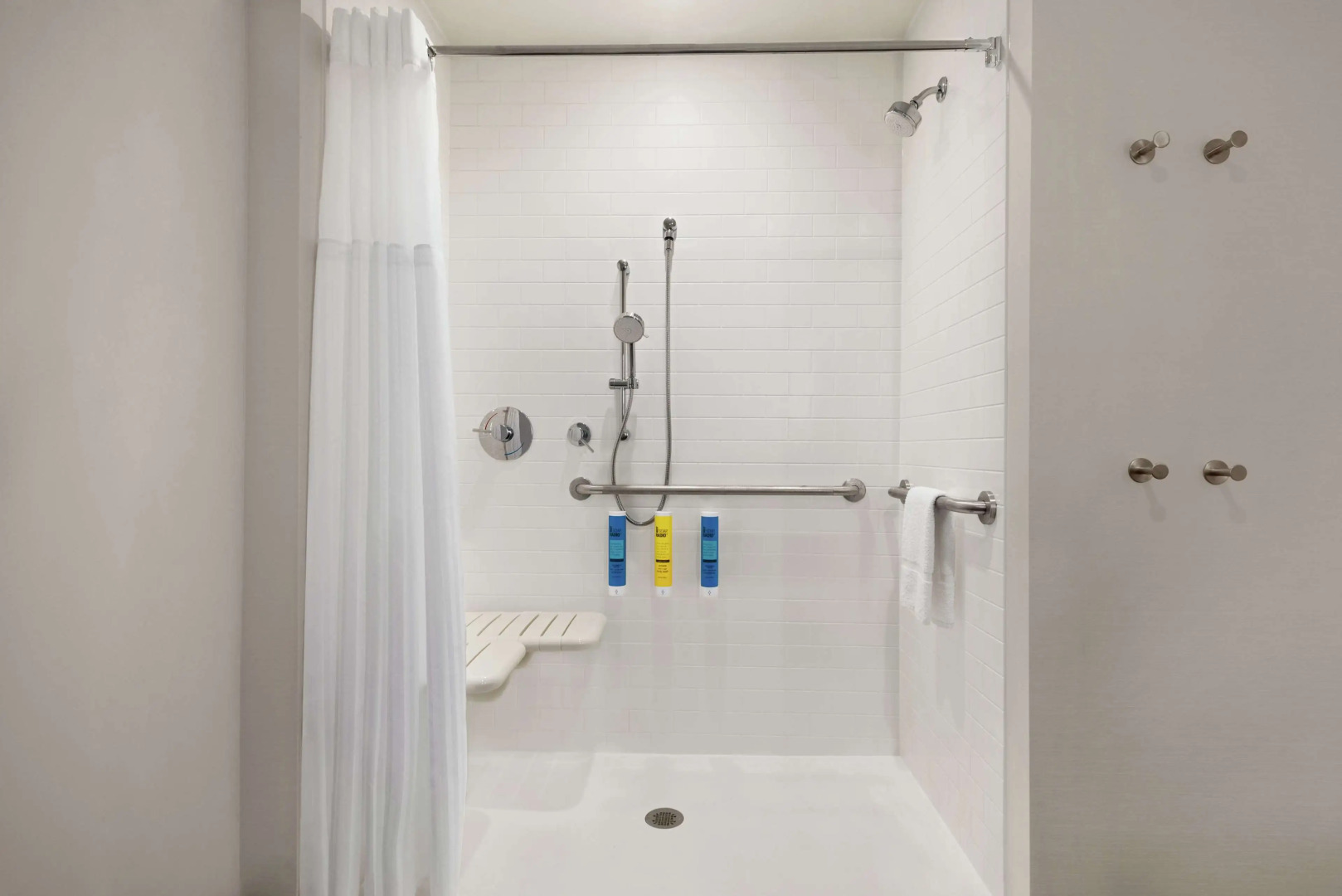 Tru By Hilton Milwaukee Brookfield