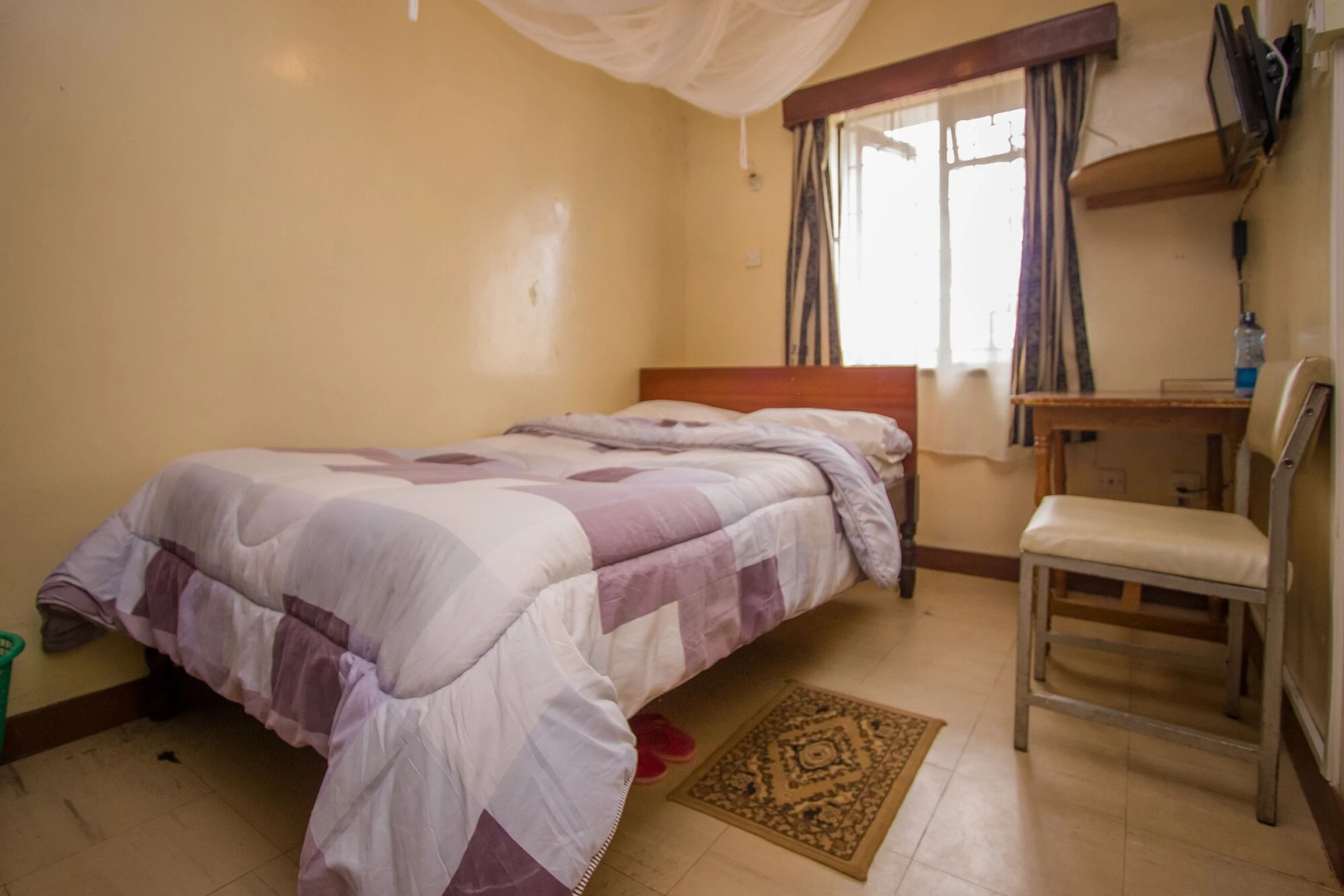Meru Safari Hotel