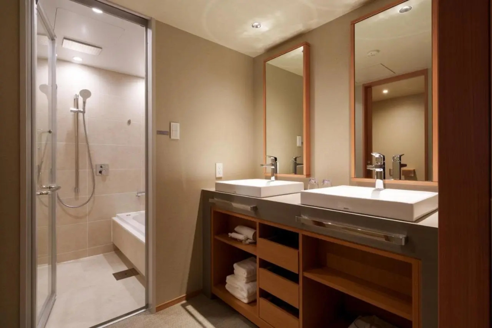 KAYA Kyoto Nijo Castle, BW Signature Collection by Best Western