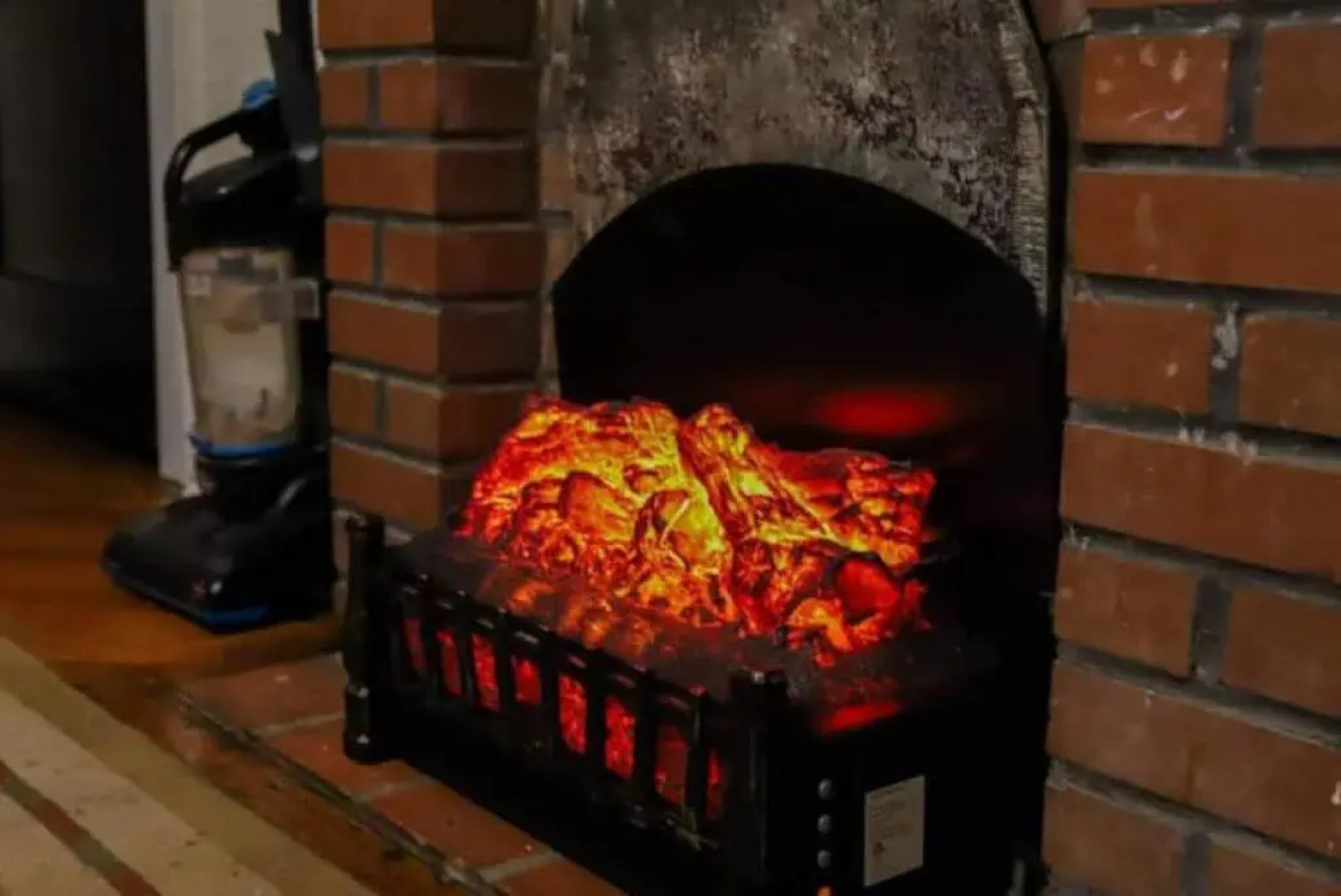 Historic House on the HillDownstairs ONLY