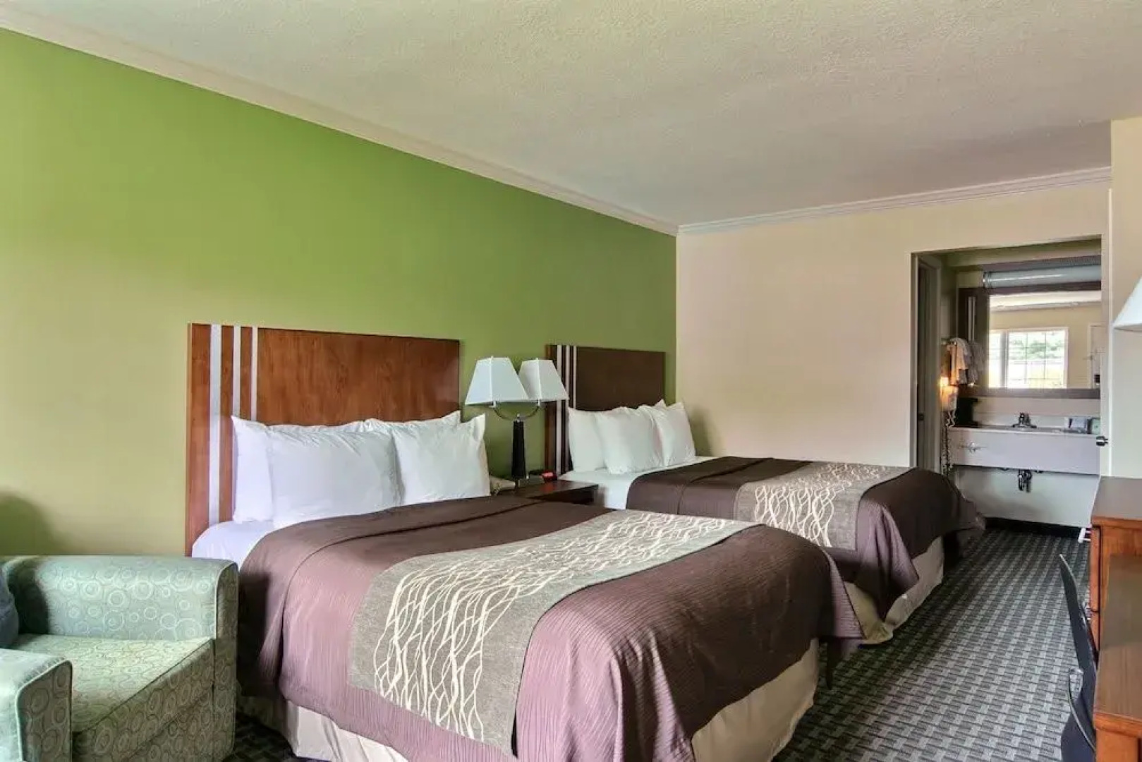 Days Inn By Wyndham Austintown