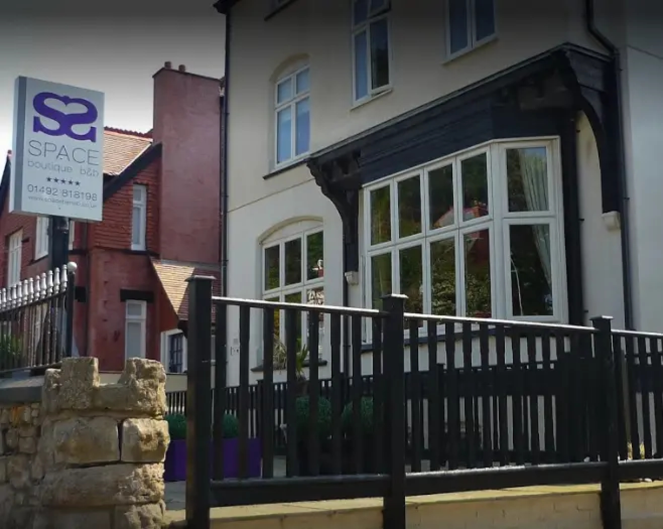 Space Boutique B & B