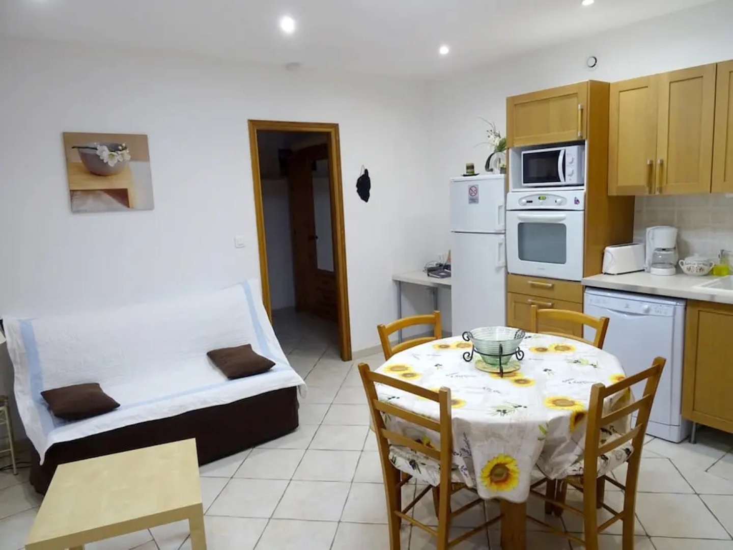 Apartment with One Bedroom in Castagniers, with Wonderful Mountain View, Shared Pool, Furnished Garden - 15 Km From the Beach