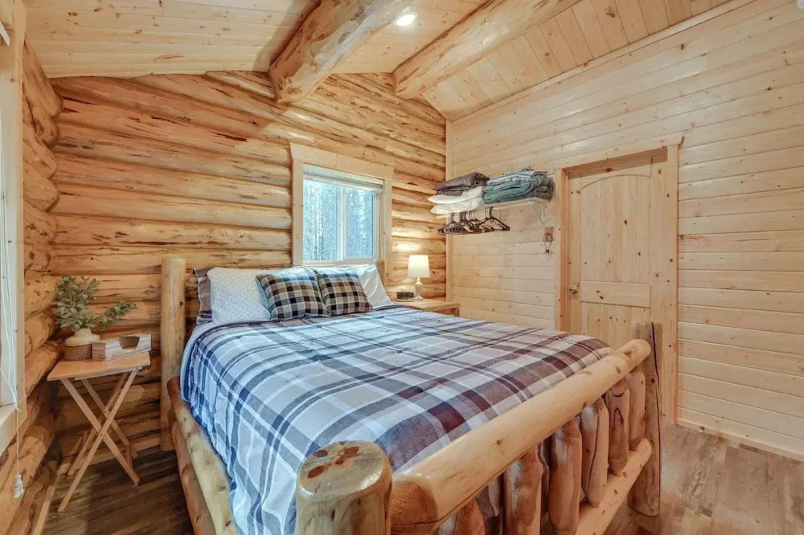 Soldotna Fisherman's Cabin ~ 6 Mi to Kenai River