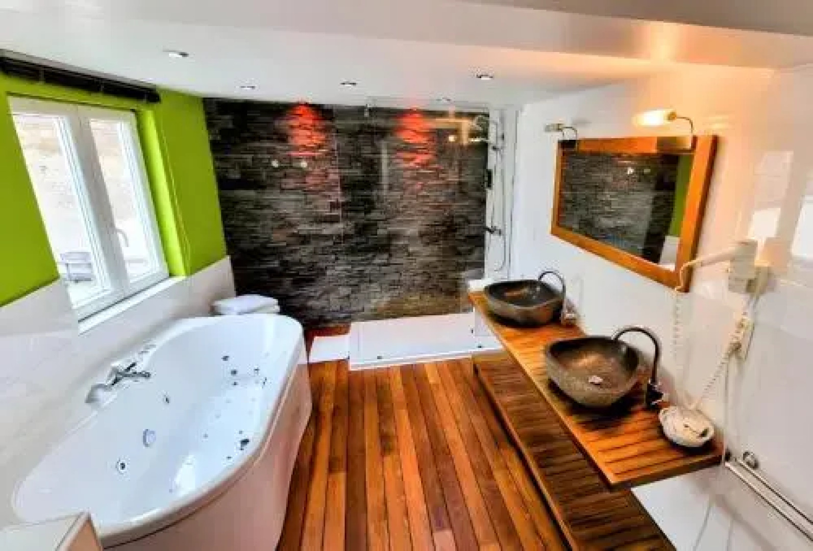 Royal Hotel-Restaurant Bonhomme