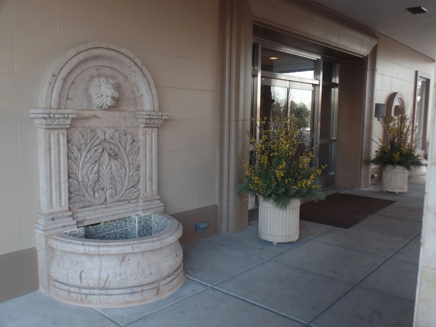 The Drake Oak Brook, Autograph Collection