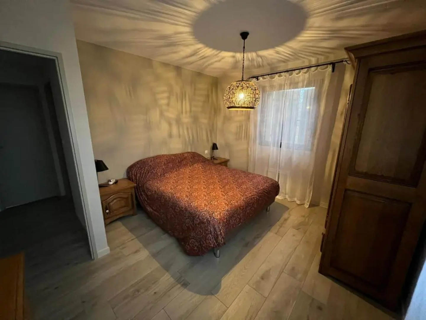 Le Cabanon de Nans. Gîte de charme en Provence.