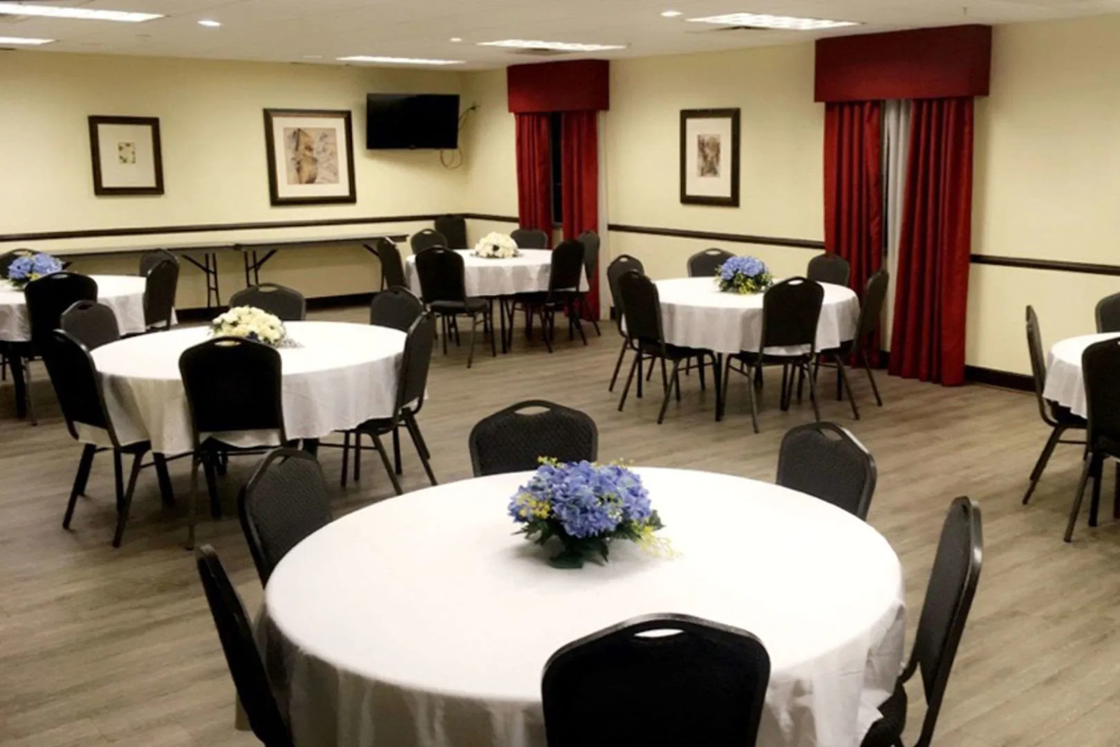 Evangeline Downs Hotel, an Ascend Collection Hotel