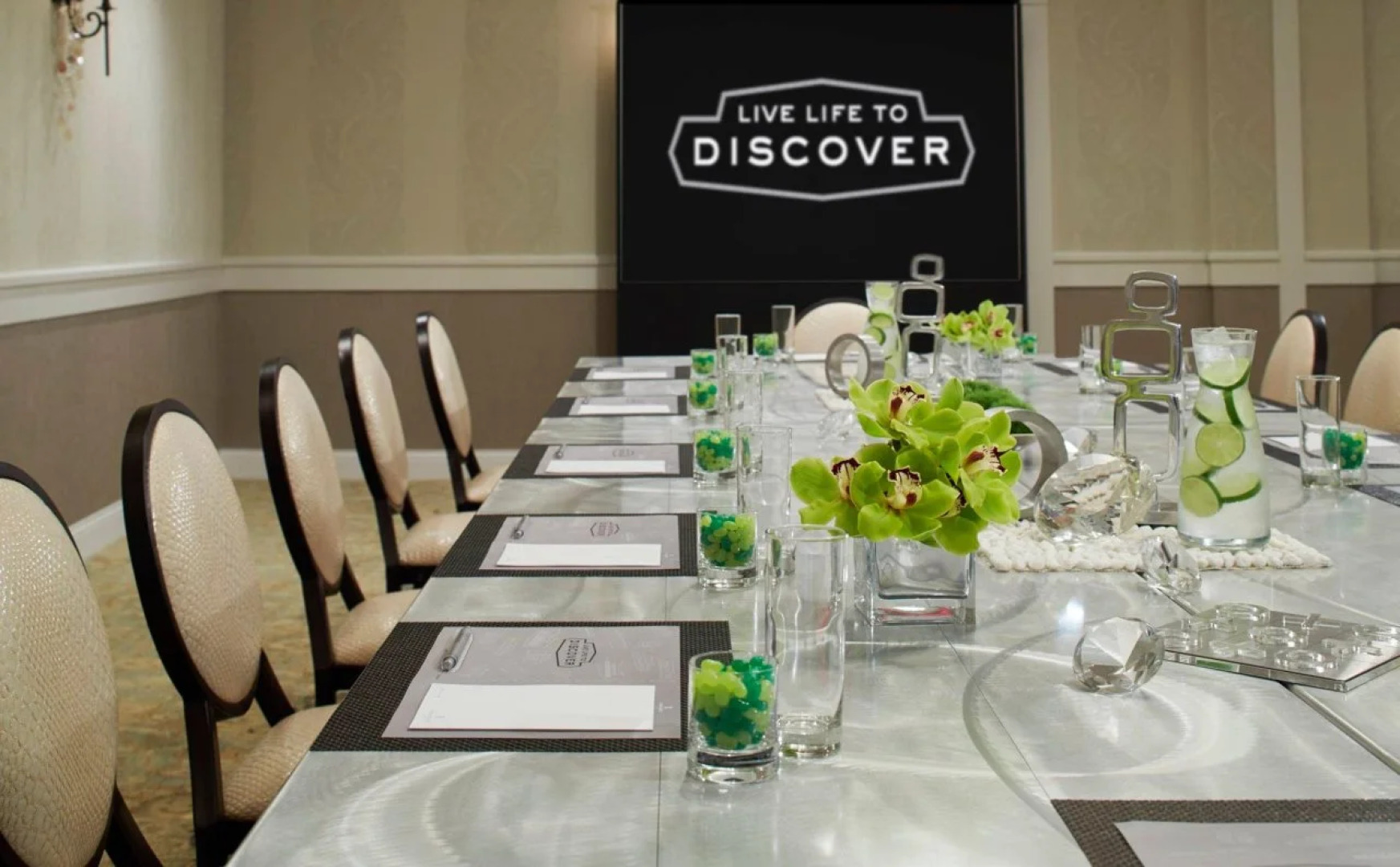 The Del Monte Lodge Renaissance Rochester Hotel & Spa