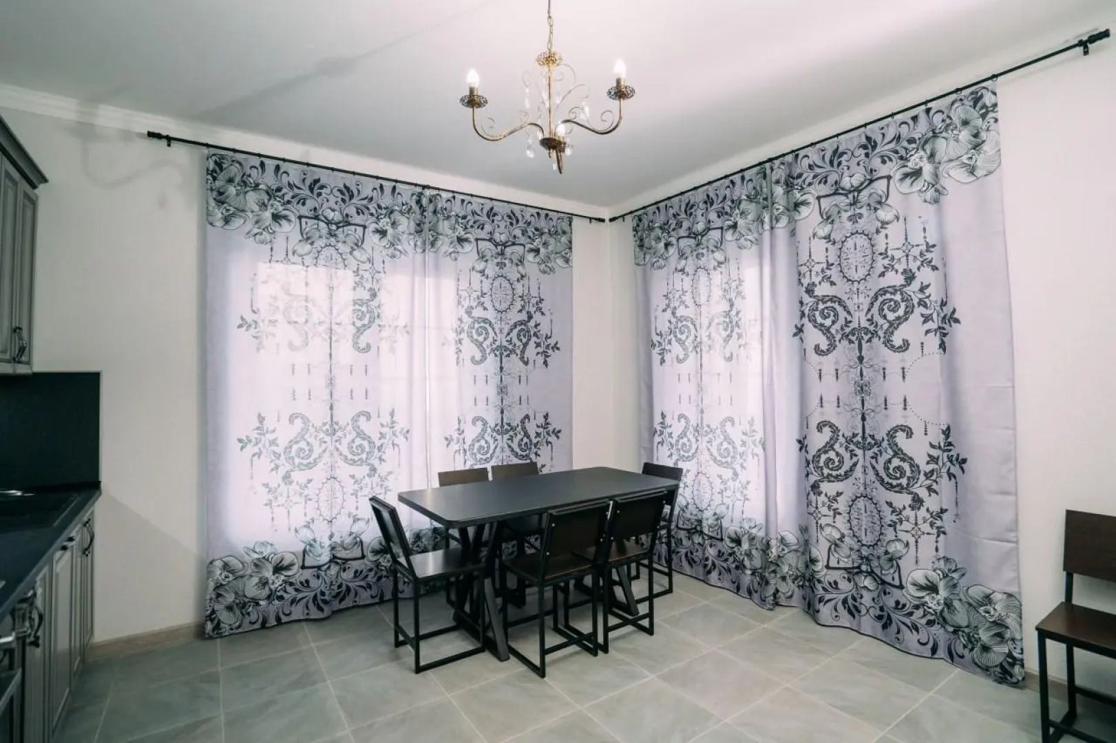 Дома в лесу