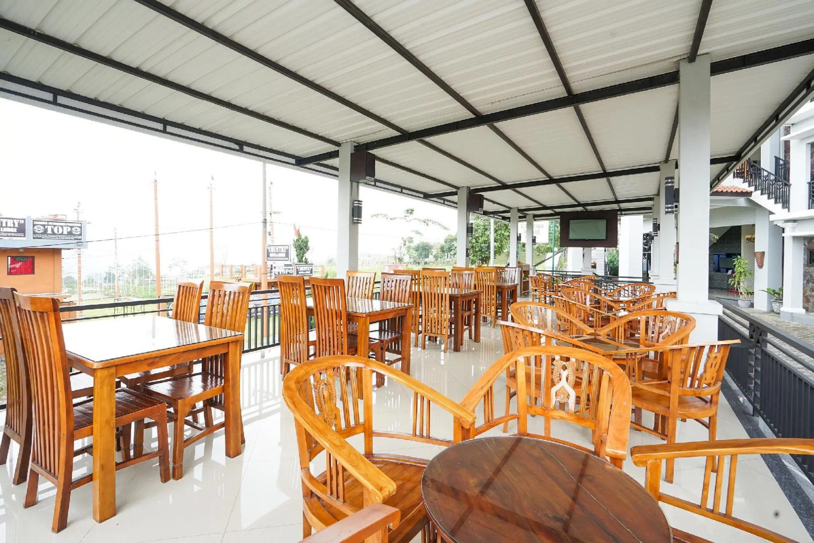 Avila Ketapan Rame Hotel