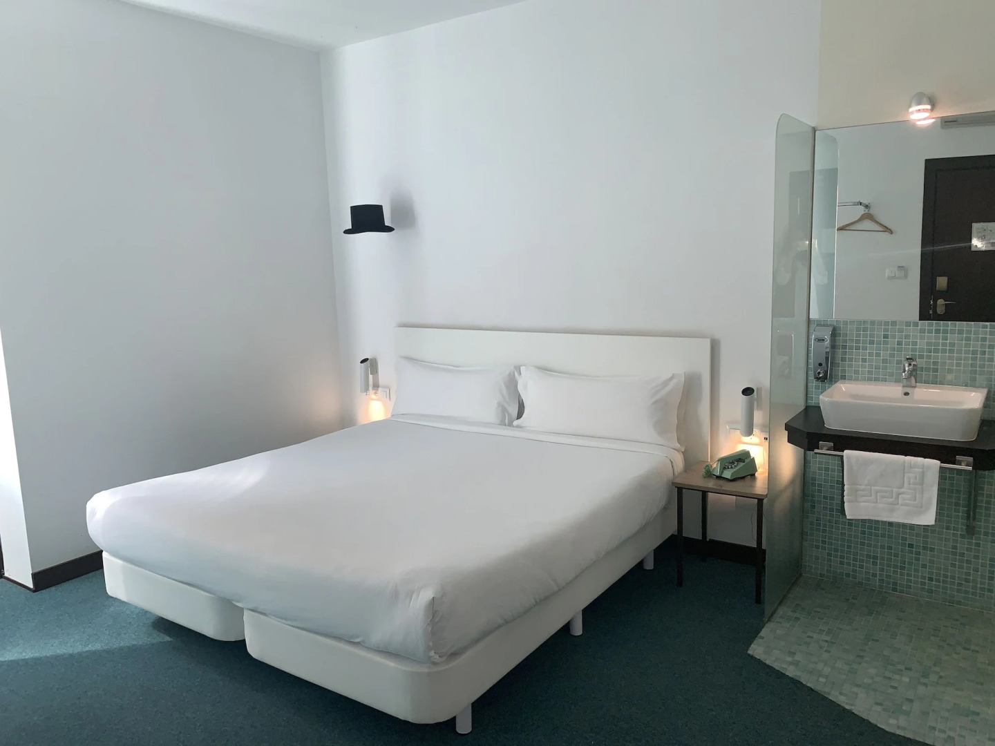 Casual Ilbira Granada Hotel