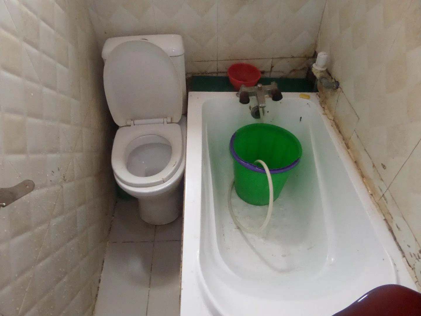 Almond View Hotel and Suites