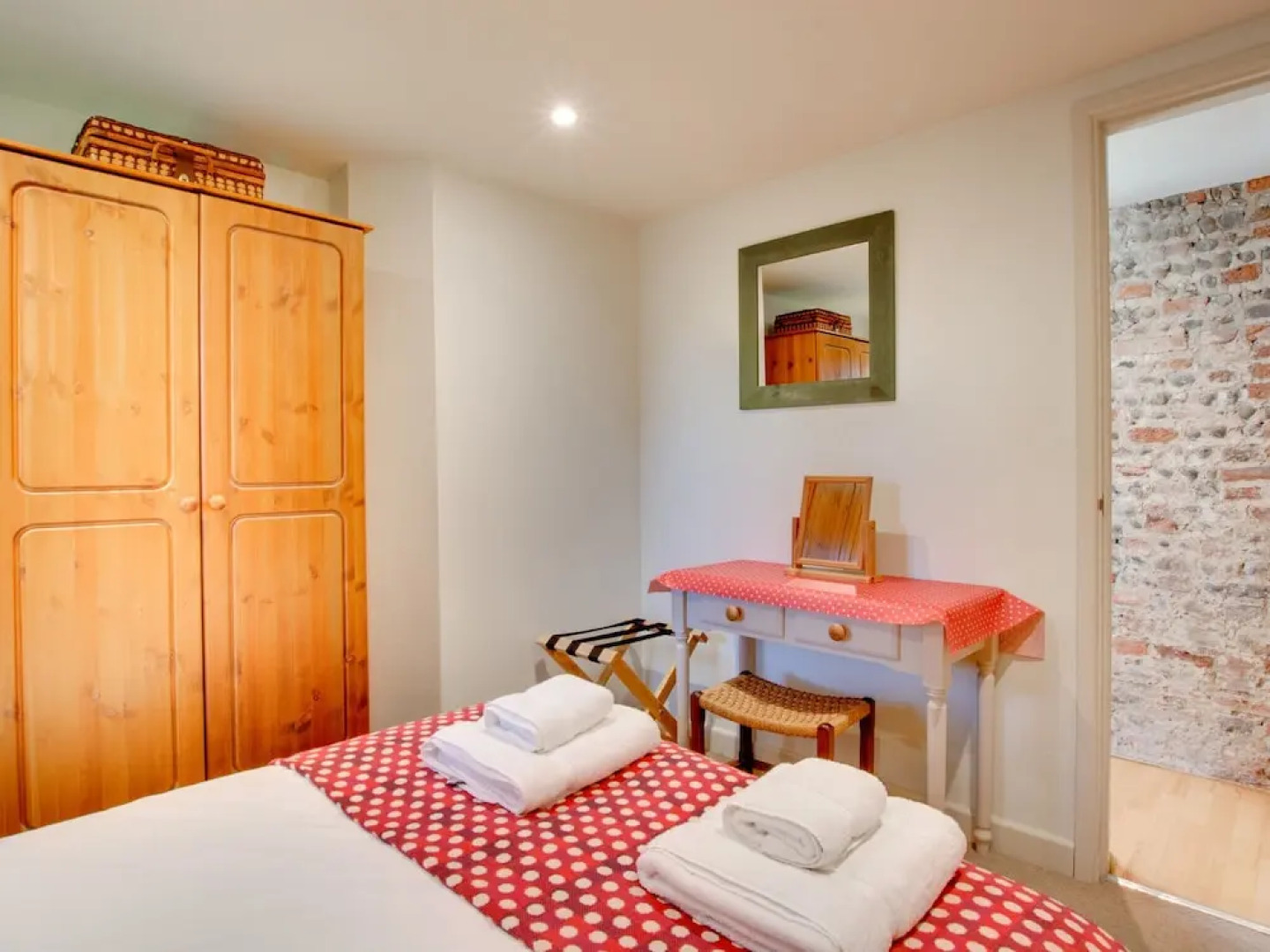 Traditional Holiday Home in Briston With Garden