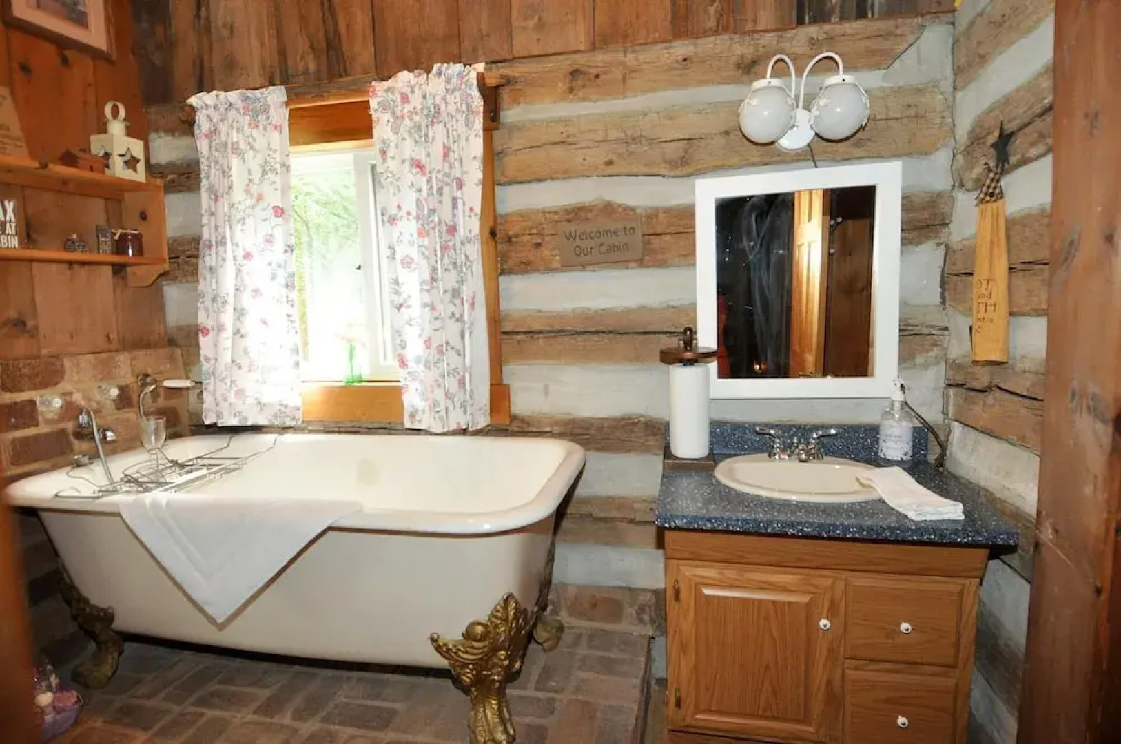 Pondview Cabin - Log Cabin Retreat