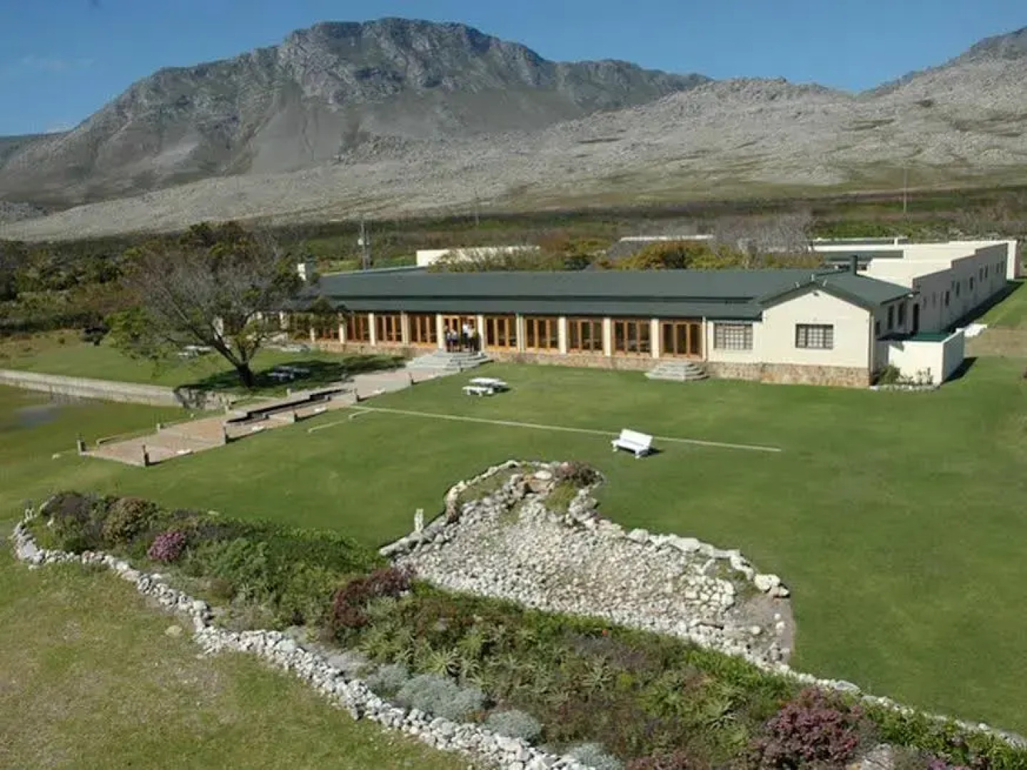 Sea Villa Glen Craig