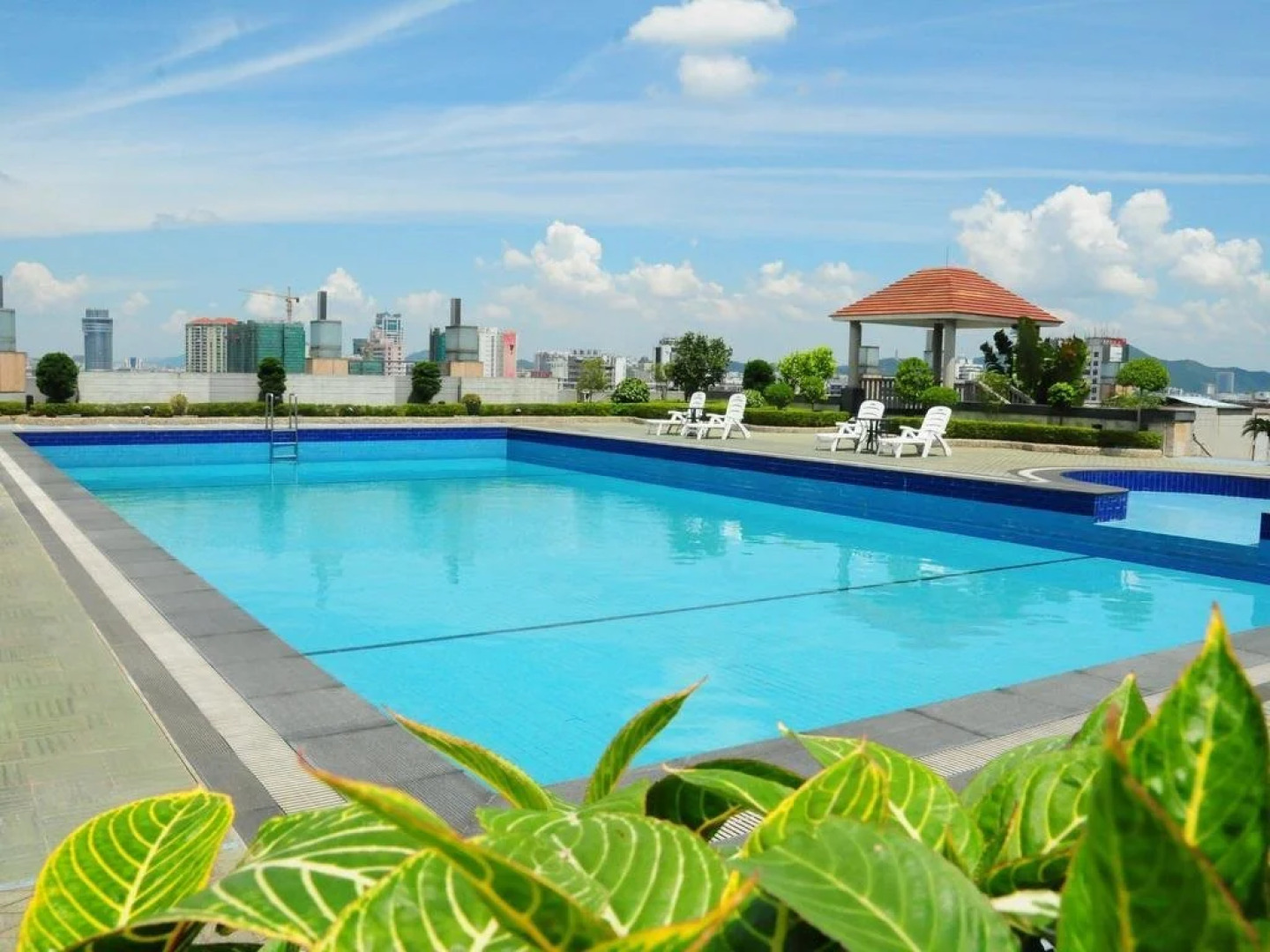 Zhaoqing International Grand Hotel