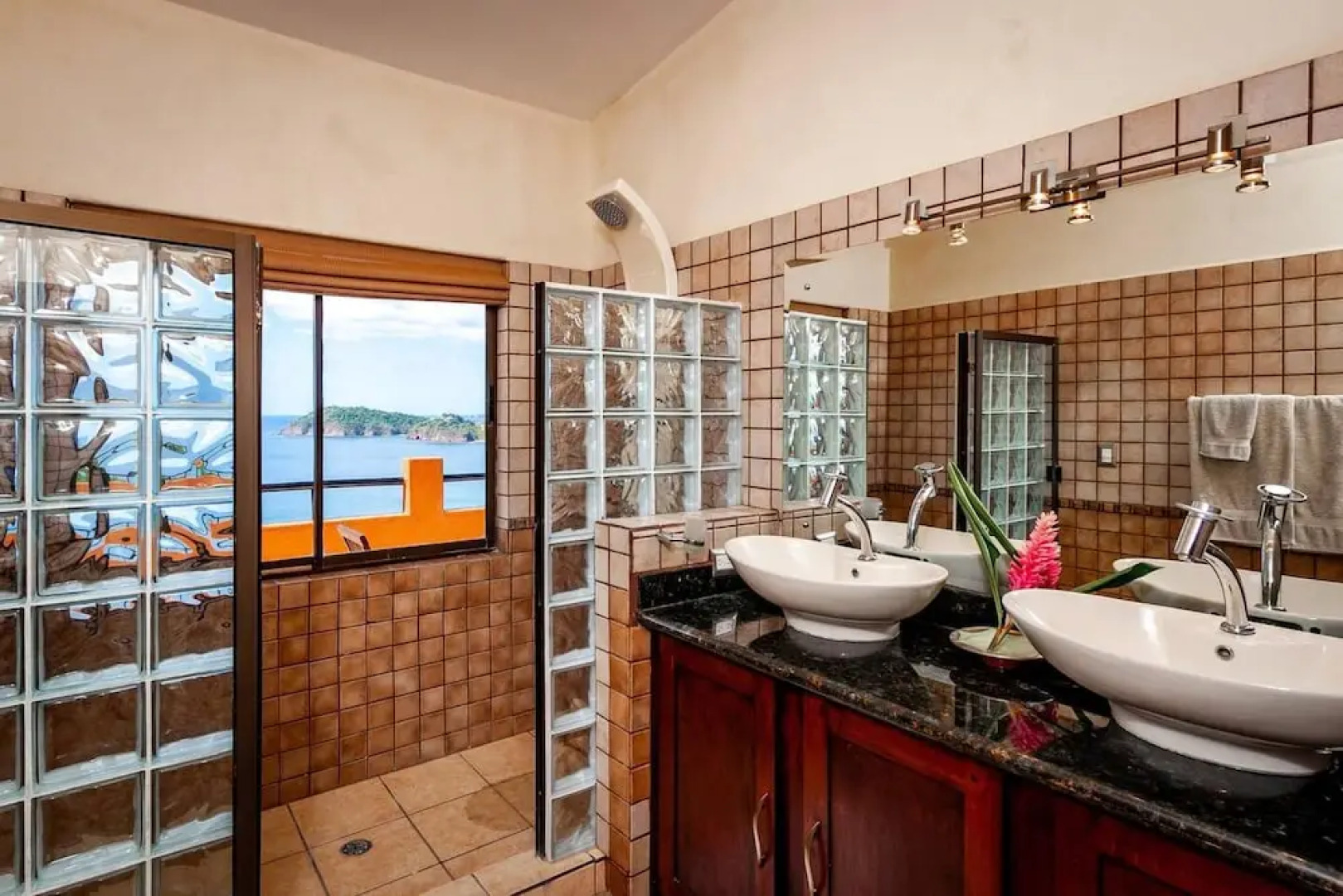 3-bedroom villa with pool - party deck and sweeping ocean views