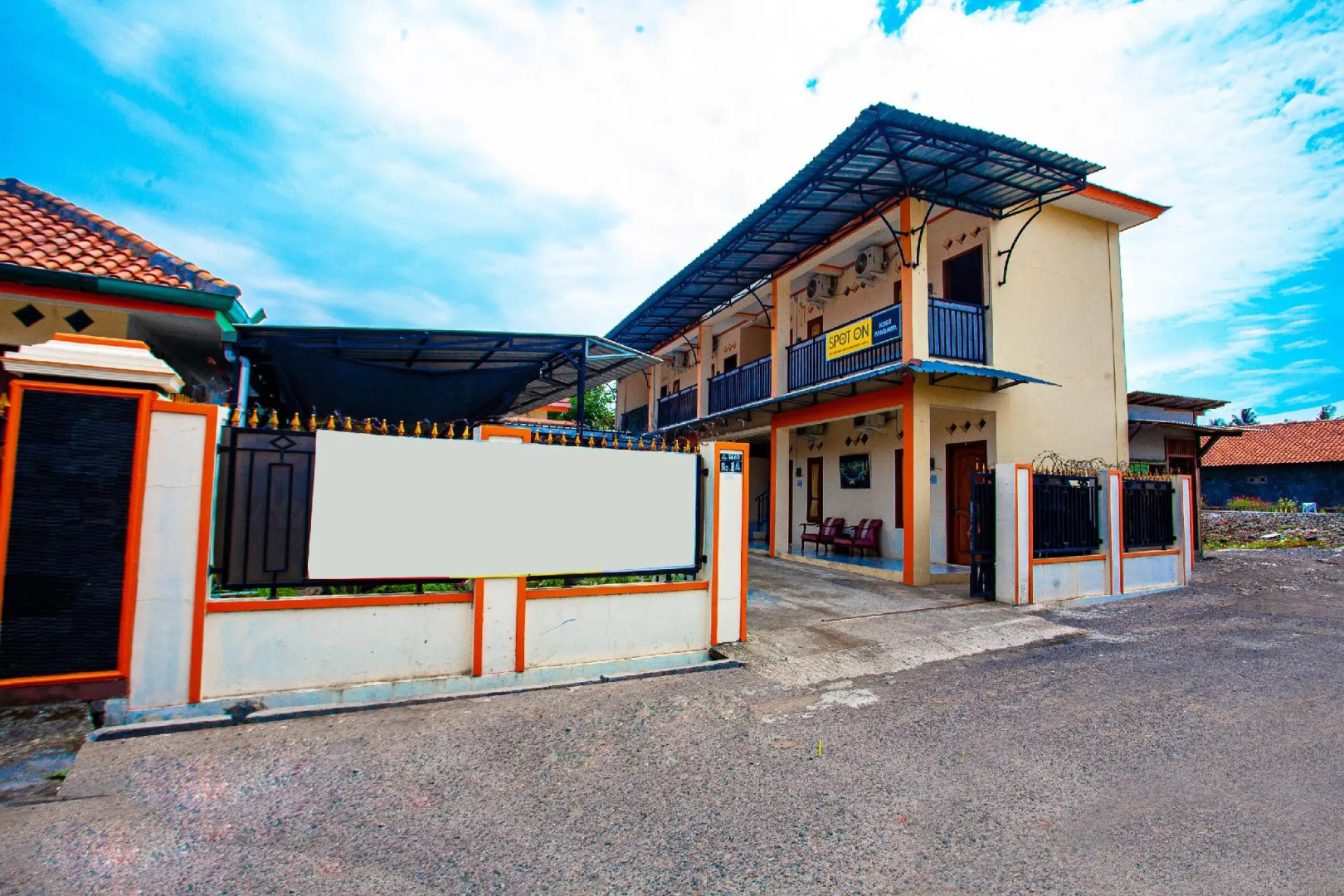 SPOT ON 2875 Kost Pandawa Syariah