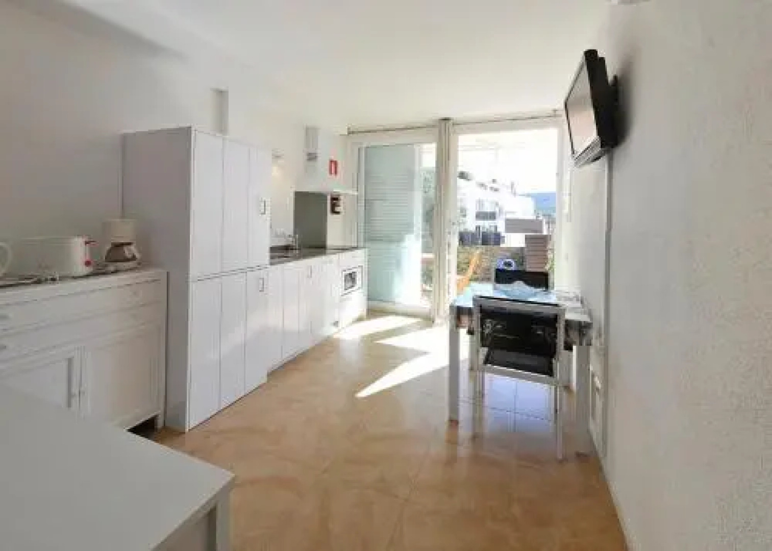 LHeretat, Hotel i Apartaments