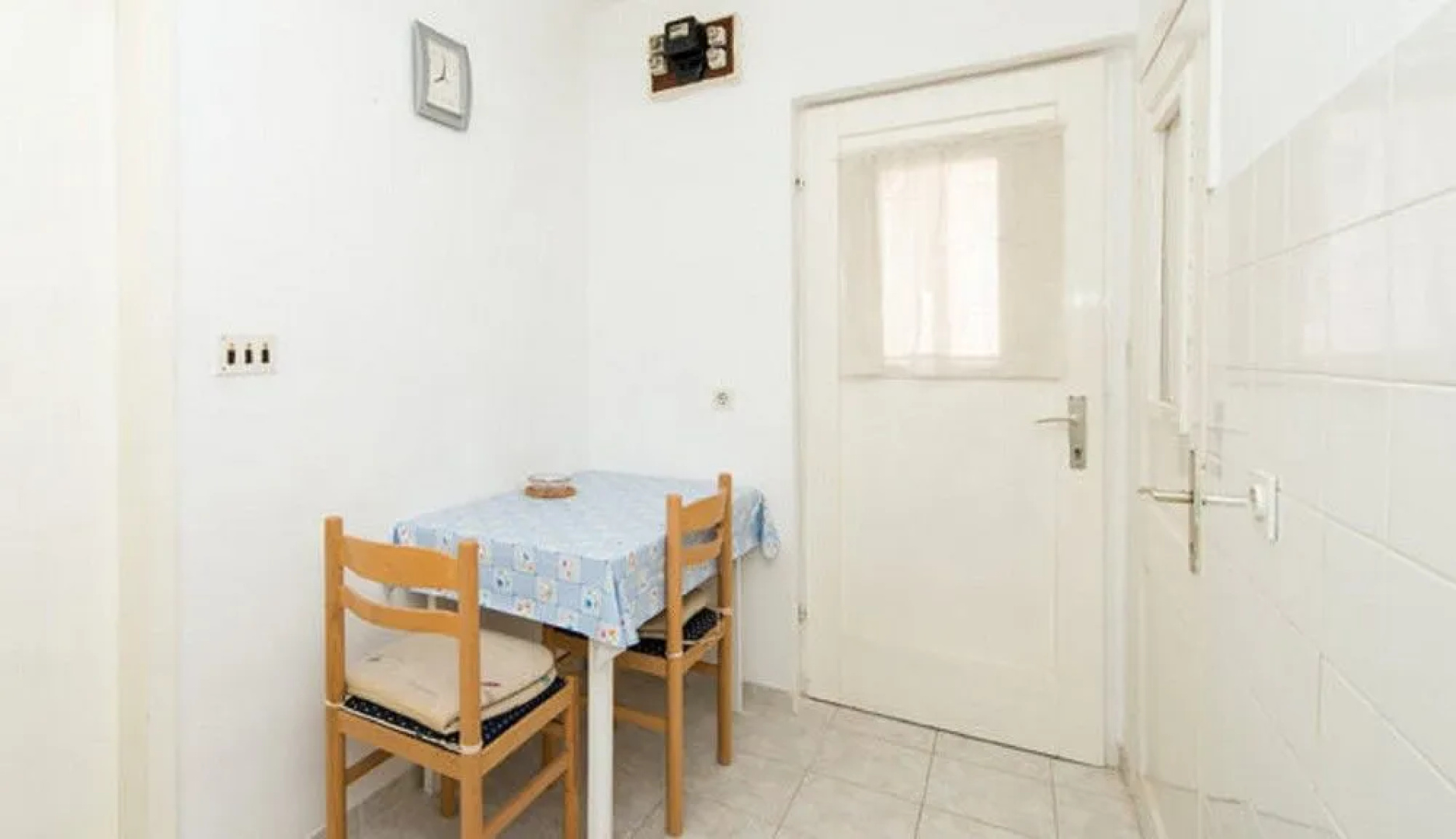 Kingslanding Old Town Hostel