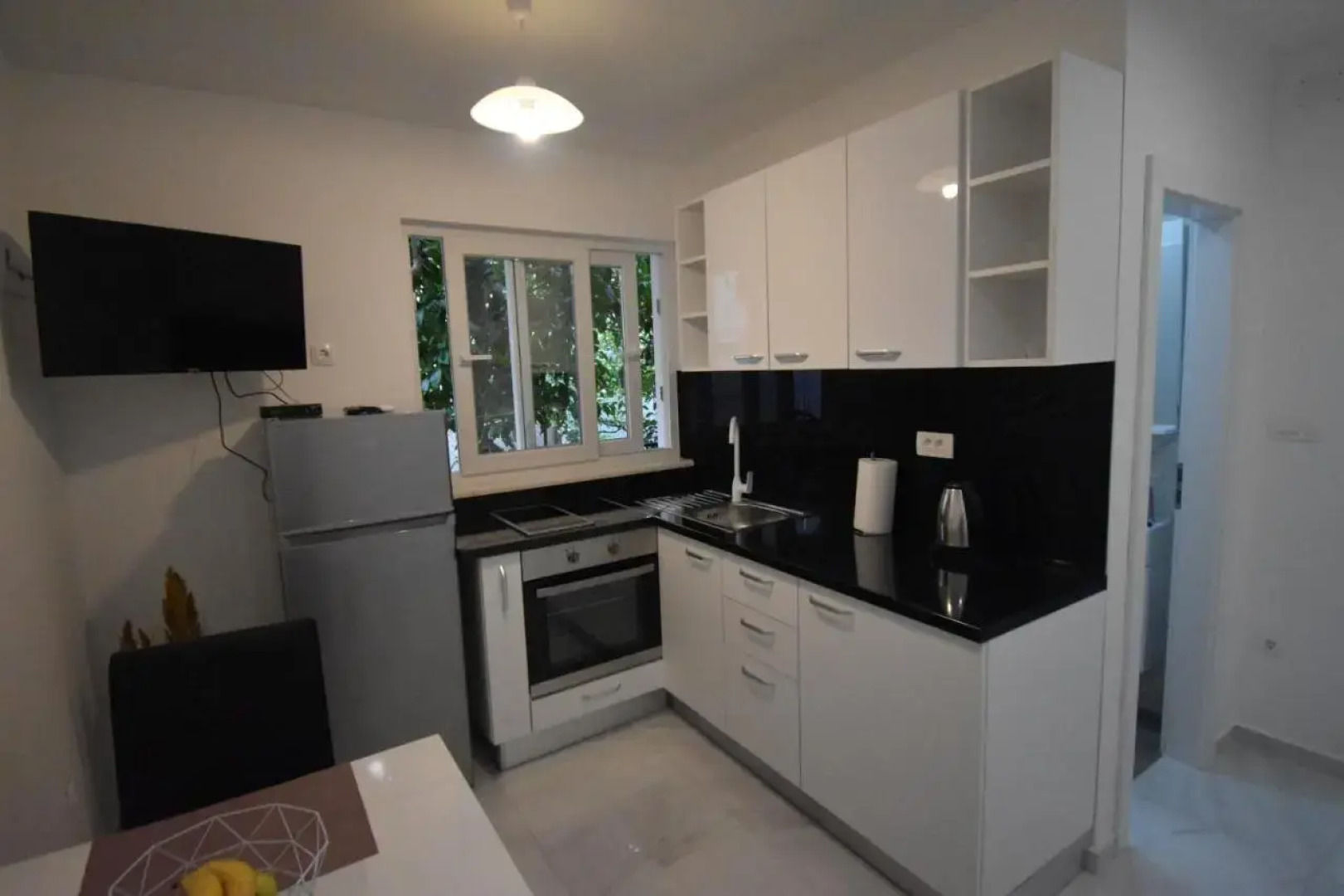 Apartments Ivan & Ana