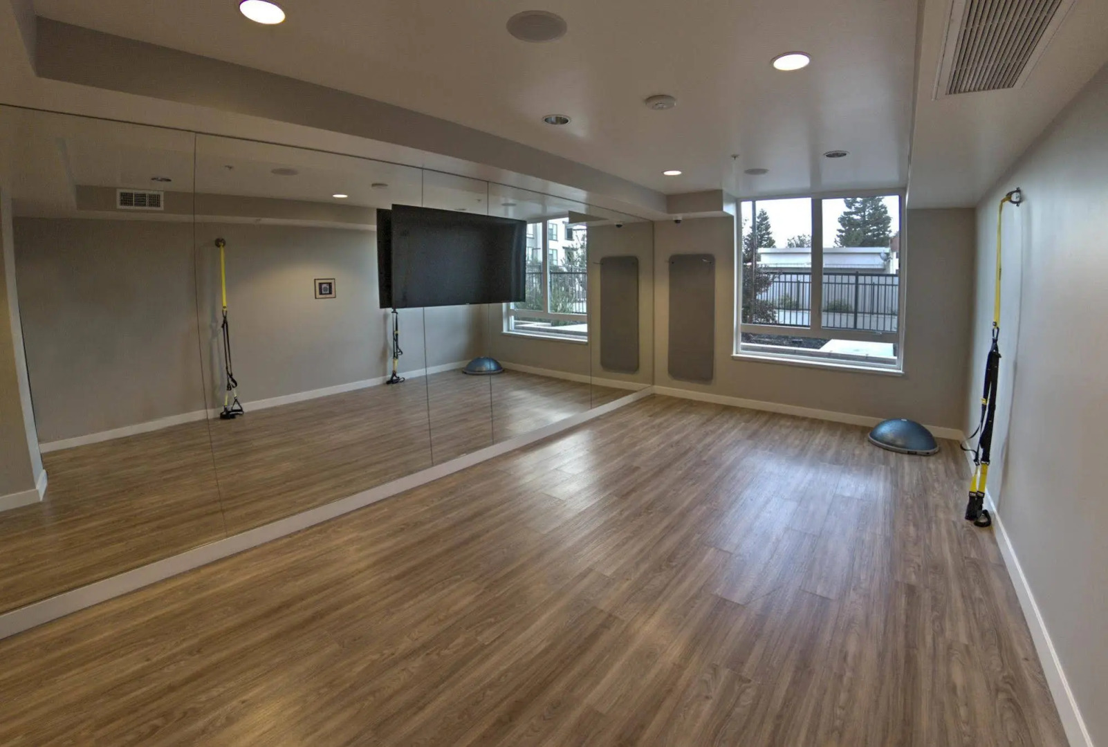 Oakwood Mountain View