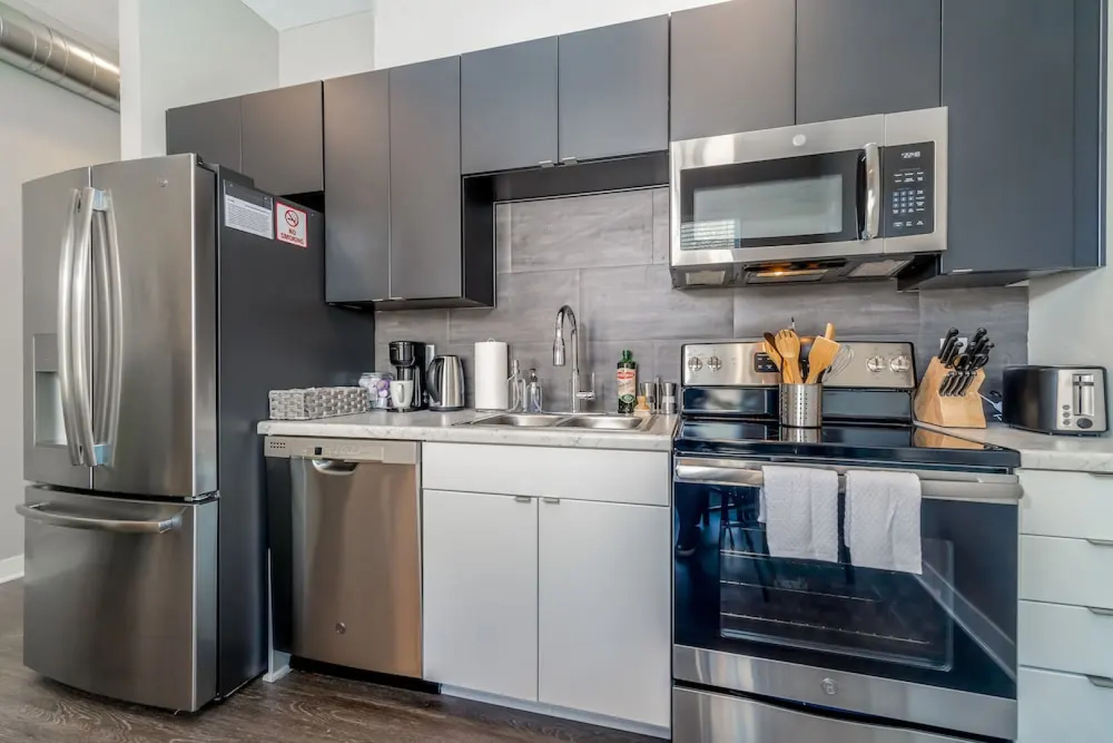 Kasa Downtown Des Moines