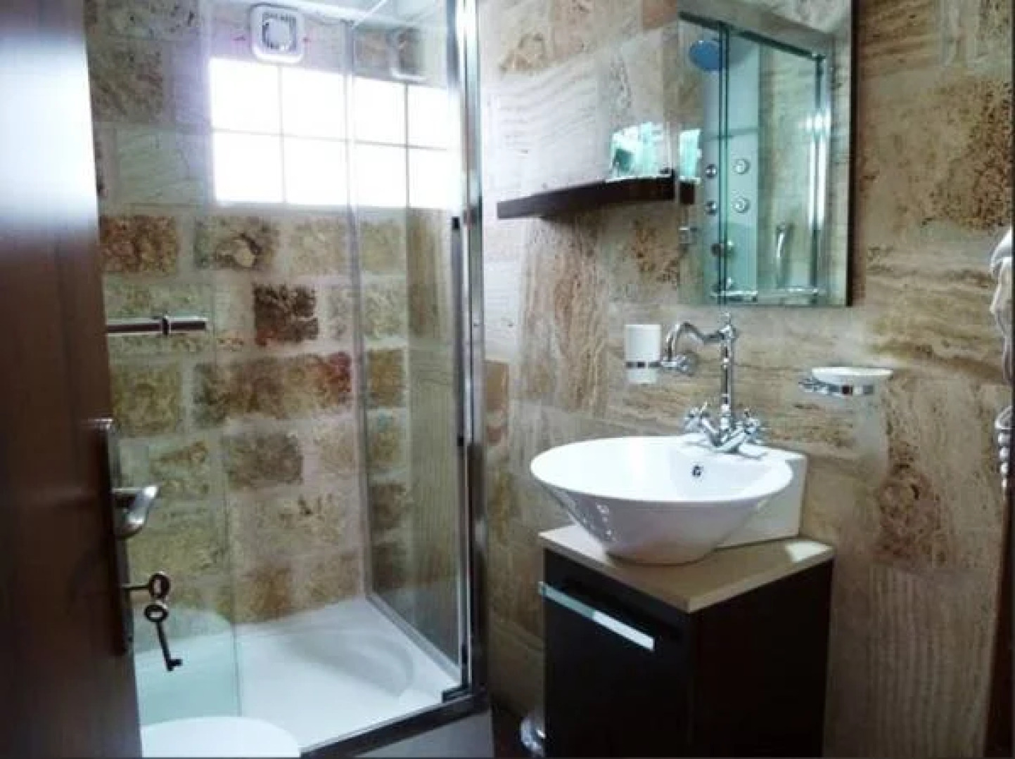 Paramythenio Guesthouse