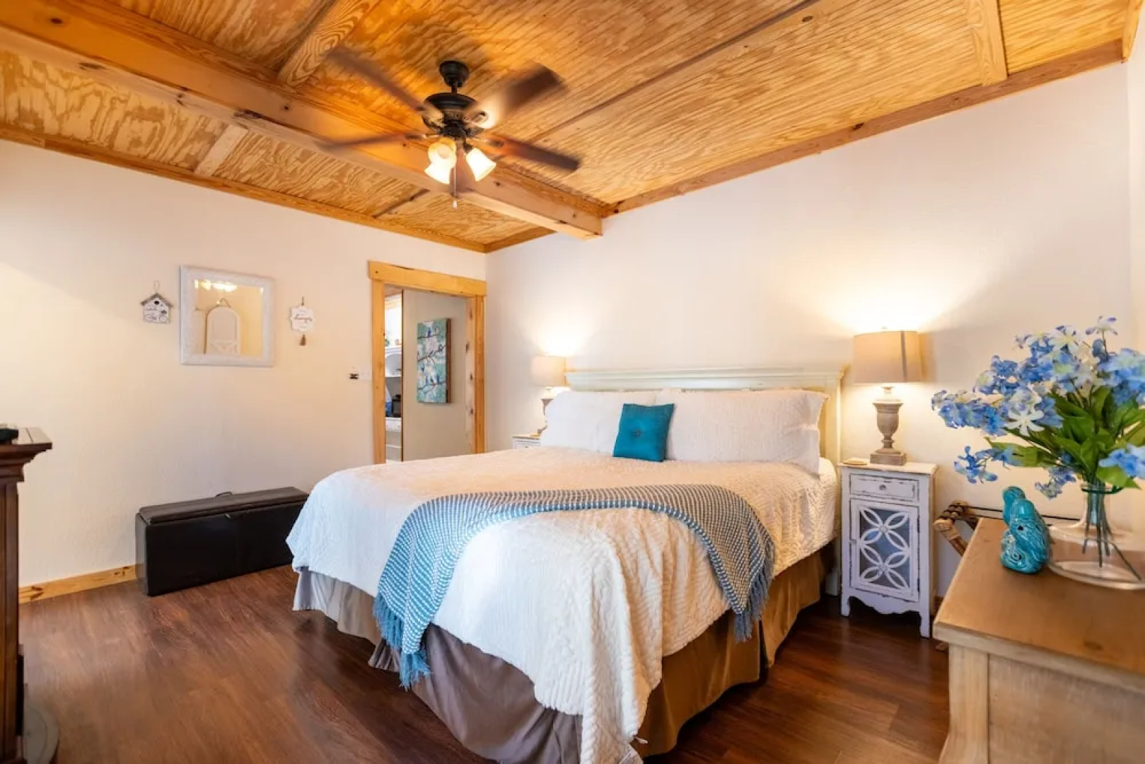 Mystic Hill Suites
