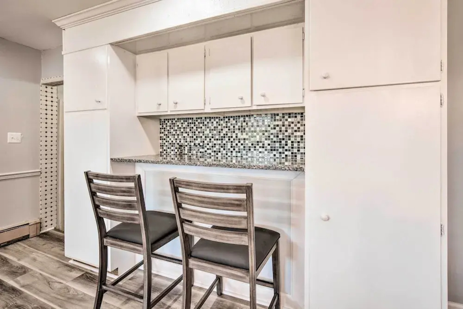 Updated Home w/ Pool Table ~ 4 Mi to Hershey!