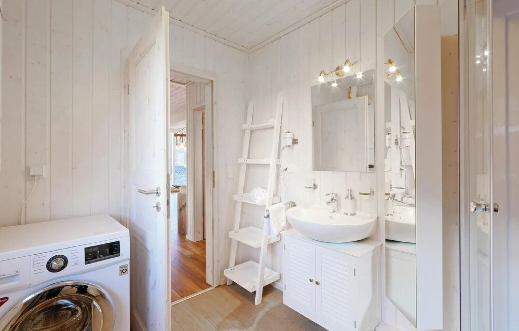 Awesome Home in Zerpenschleuse With 2 Bedrooms, Wifi and Sauna