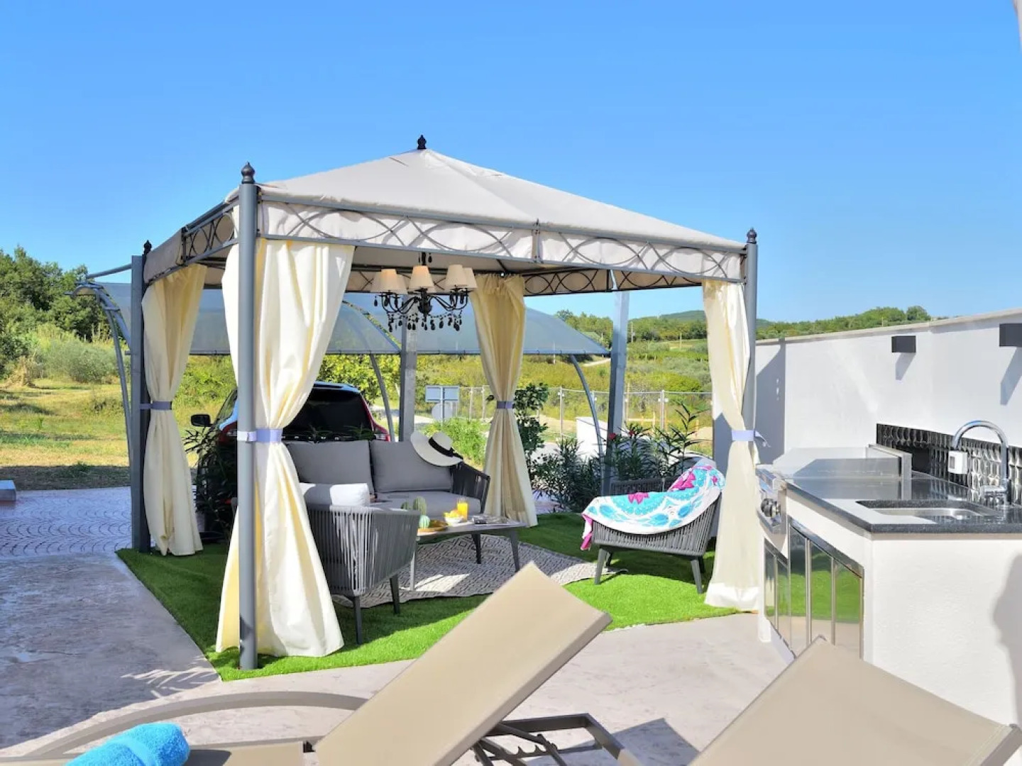 Sunlit Villa in Buje With Swimming Pool