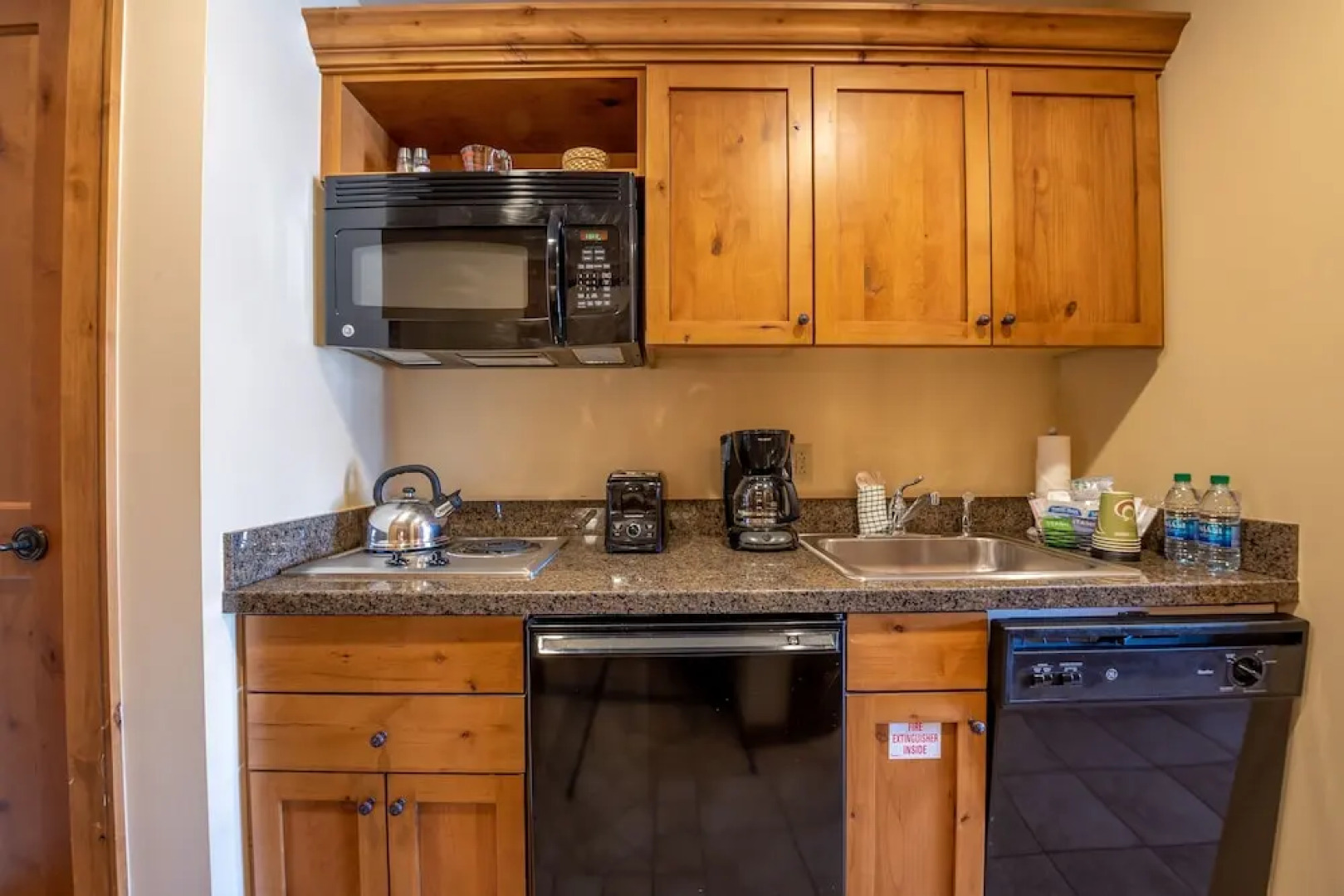 Comfortable Studio Efficiency Unit With Balcony Over Mountaineer Square Condo - No Cleaning Fee! by RedAwning