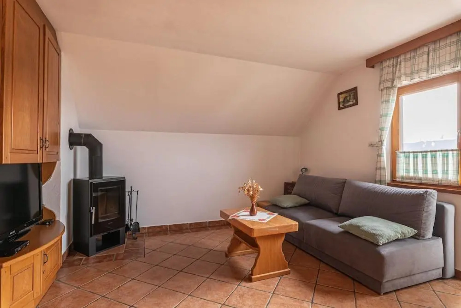 Vineyard Cottage Rataj 1 Hot Tub