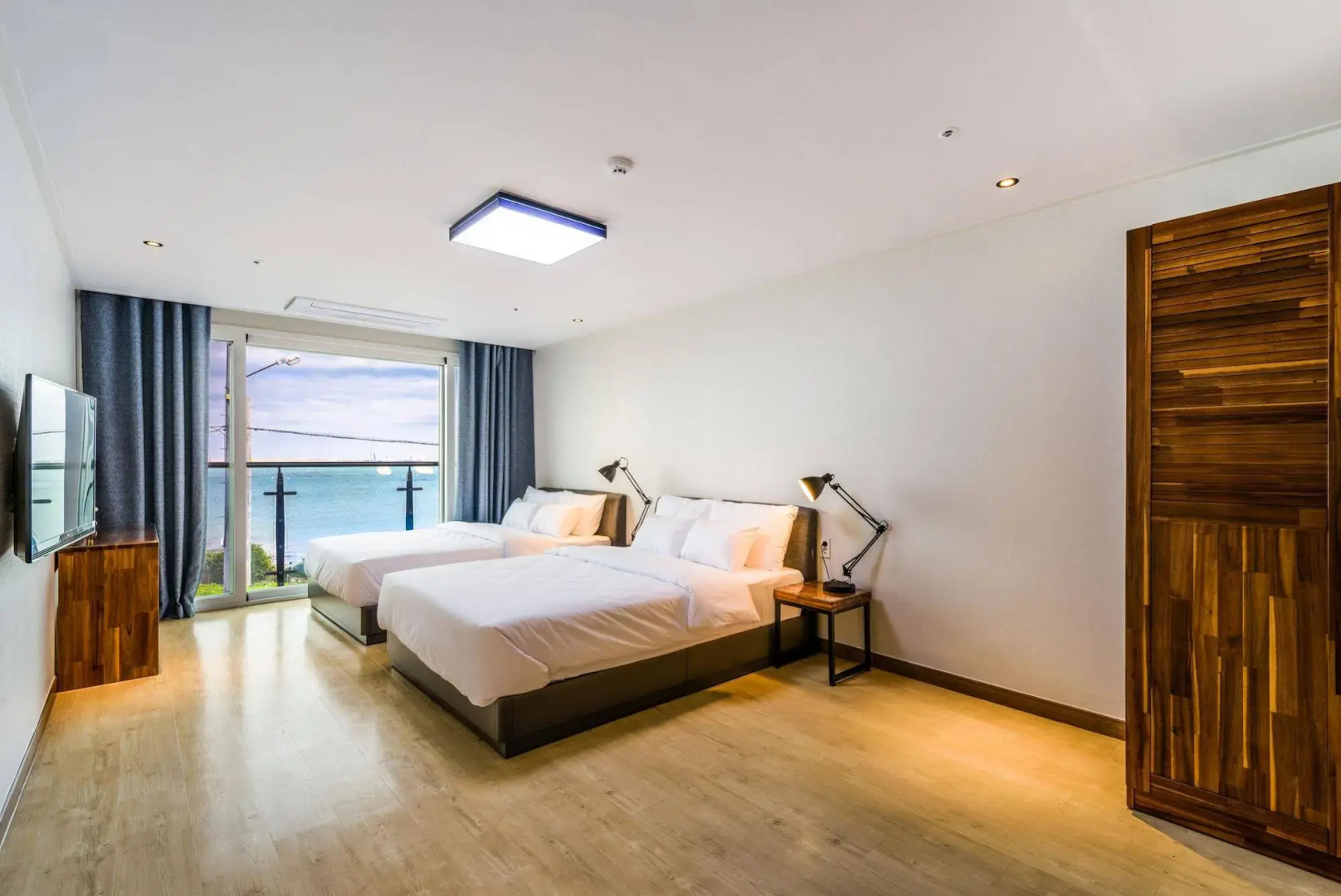 Spring and Autumn Hotel&Resort