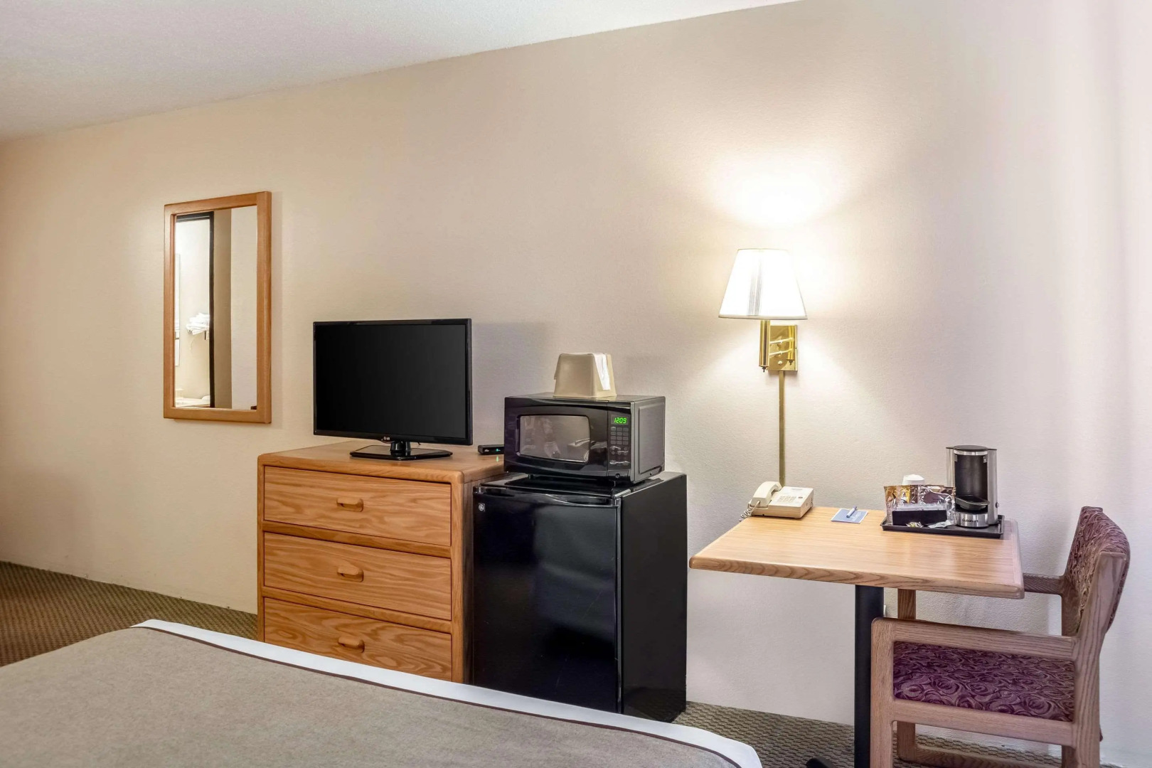 Magnuson Hotel Ironwood