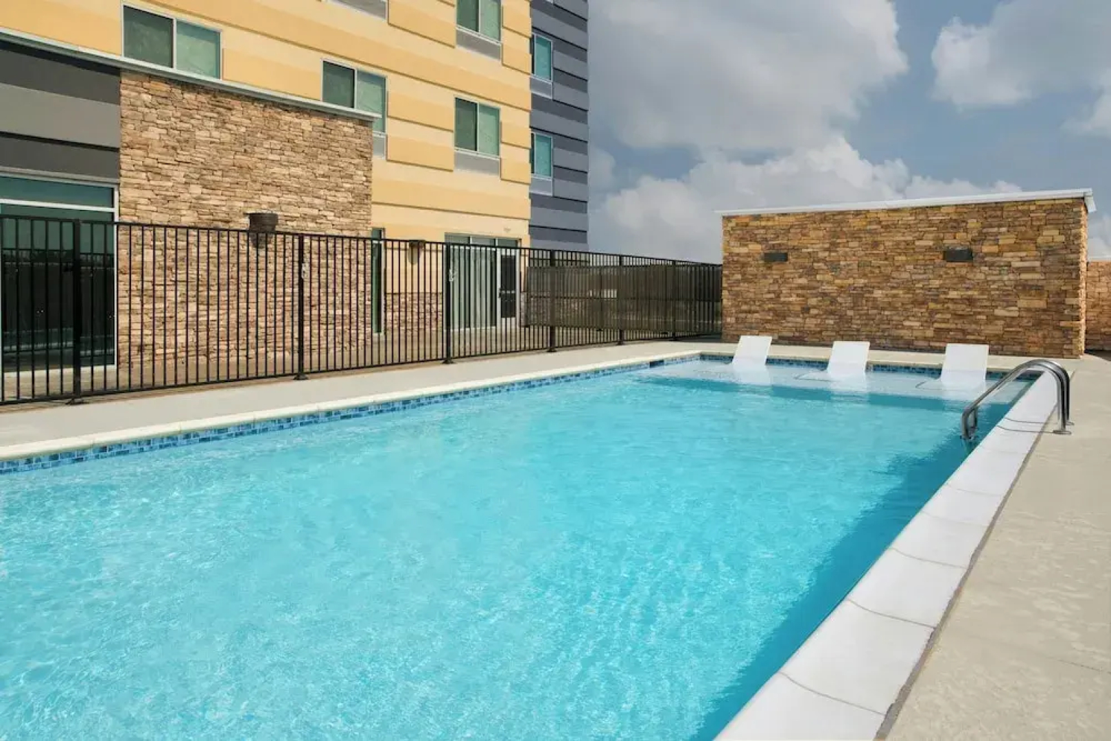 Fairfield by Marriott Inn & Suites DeSoto Dallas South