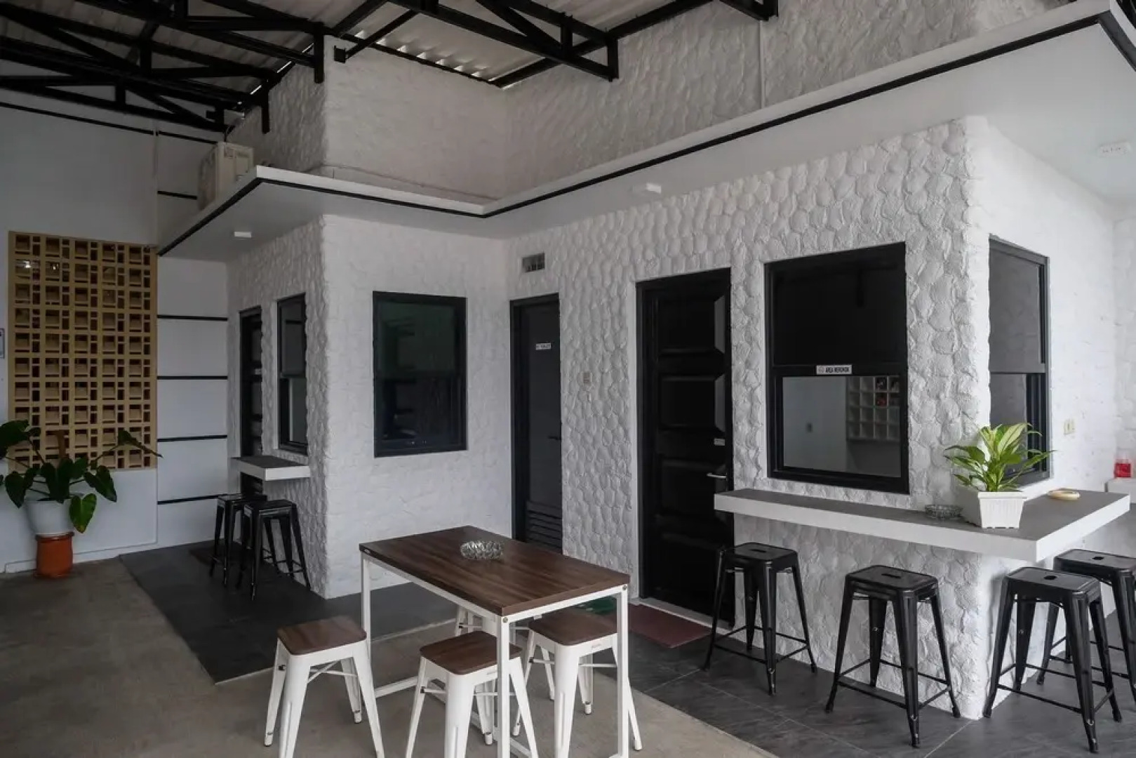 RedDoorz Syariah near Perempatan Kartasura