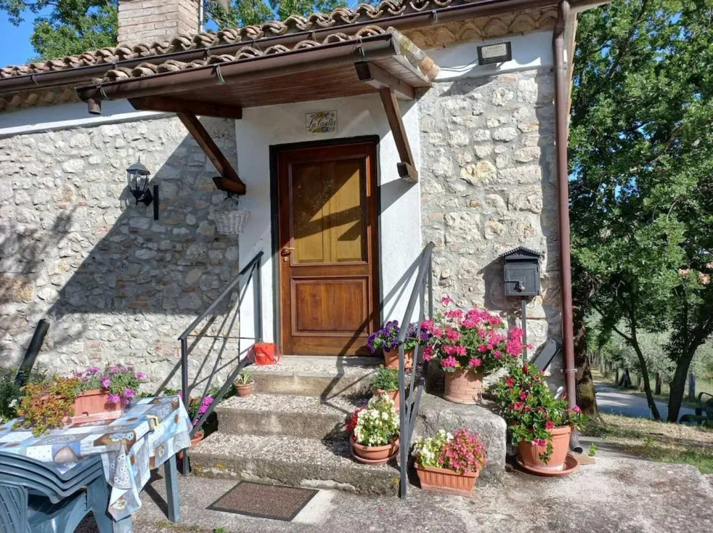 The Little House of Vacone Italy