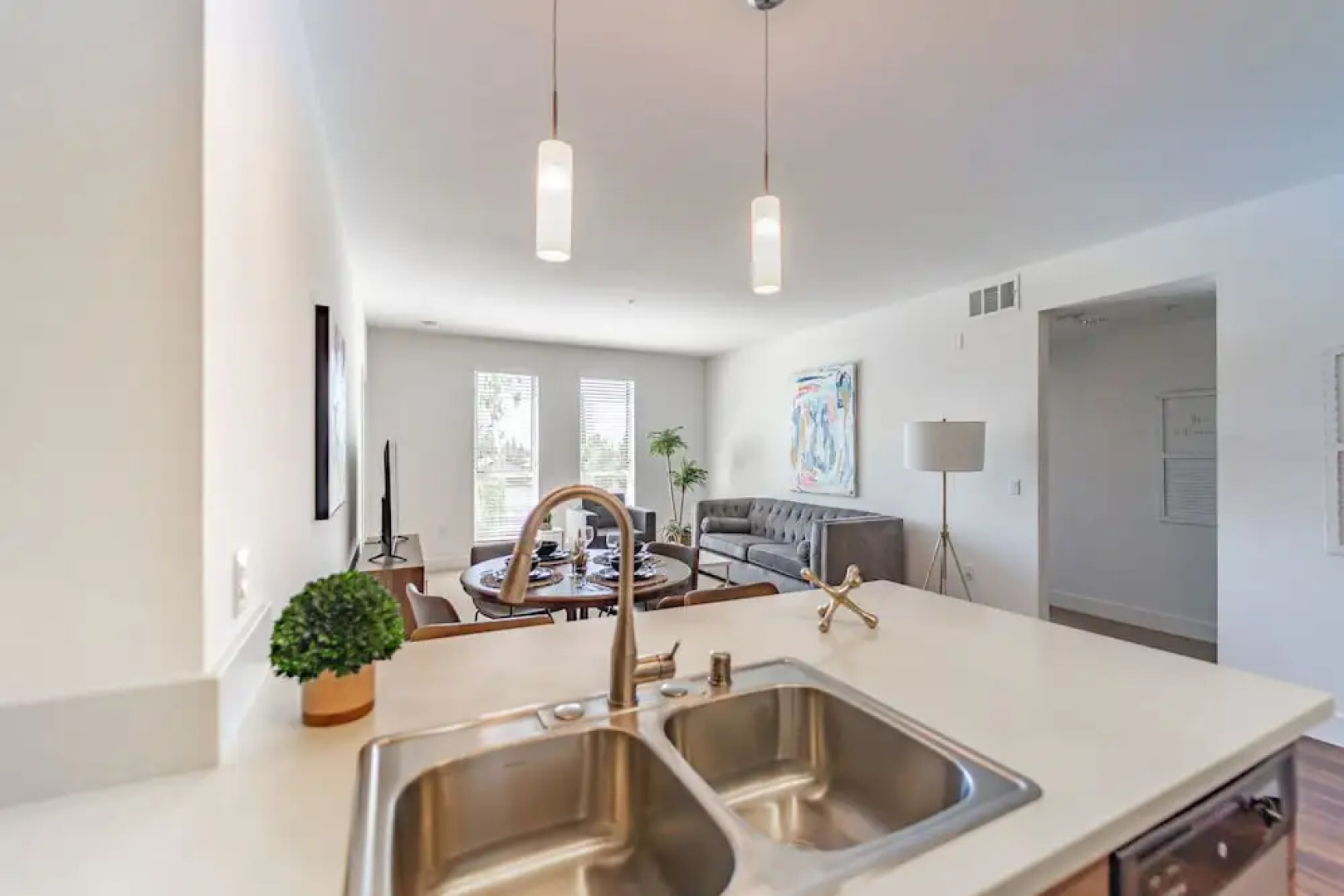 Orange County Luxury Apartments