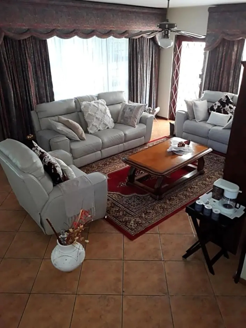 Clearview Crescent Lodge